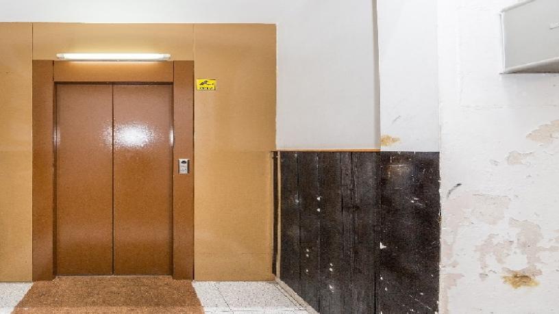 Office for sale in calle Guifre