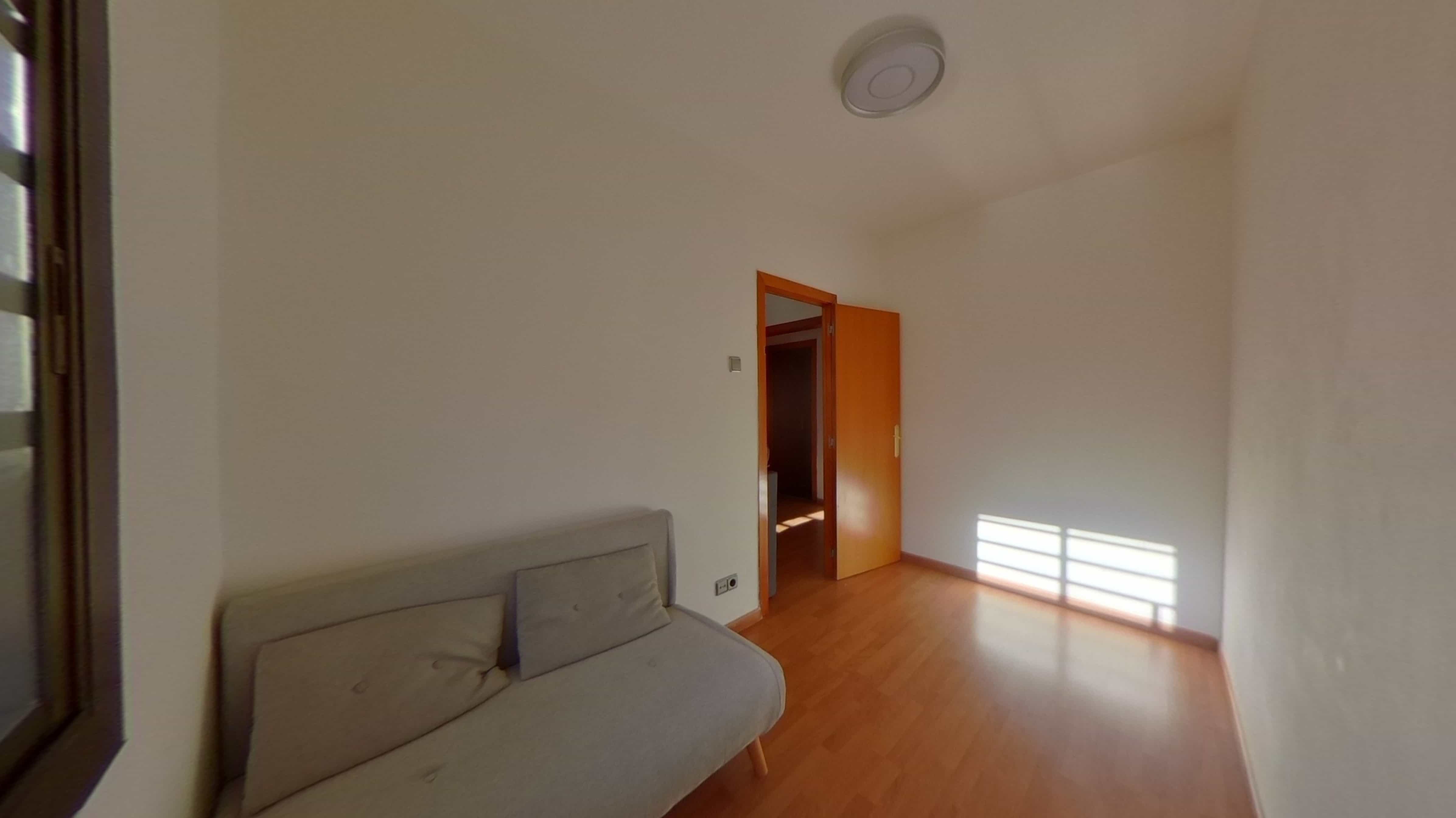 Piso en venta en calle Travau