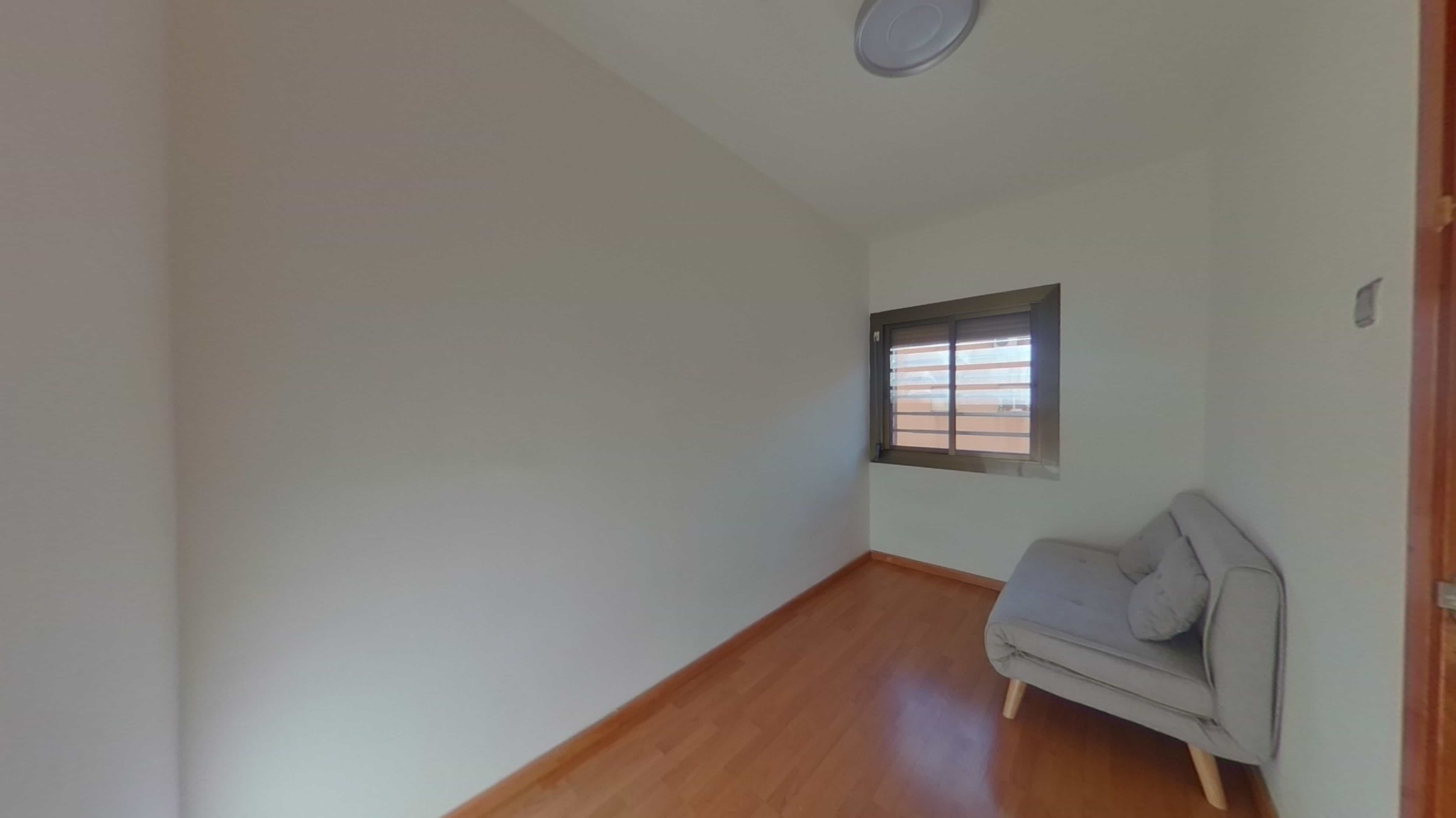 Piso en venta en calle Travau