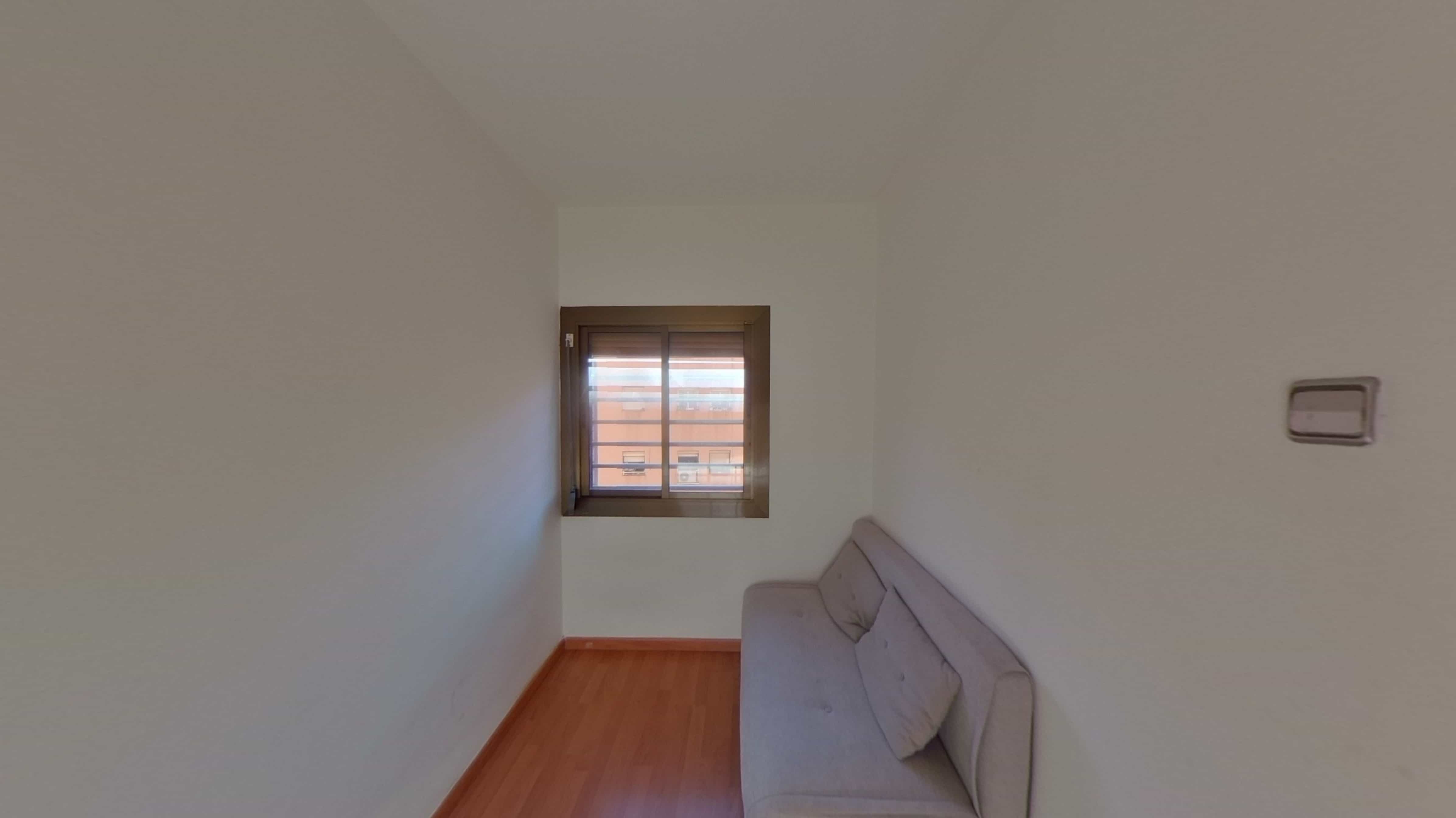 Piso en venta en calle Travau