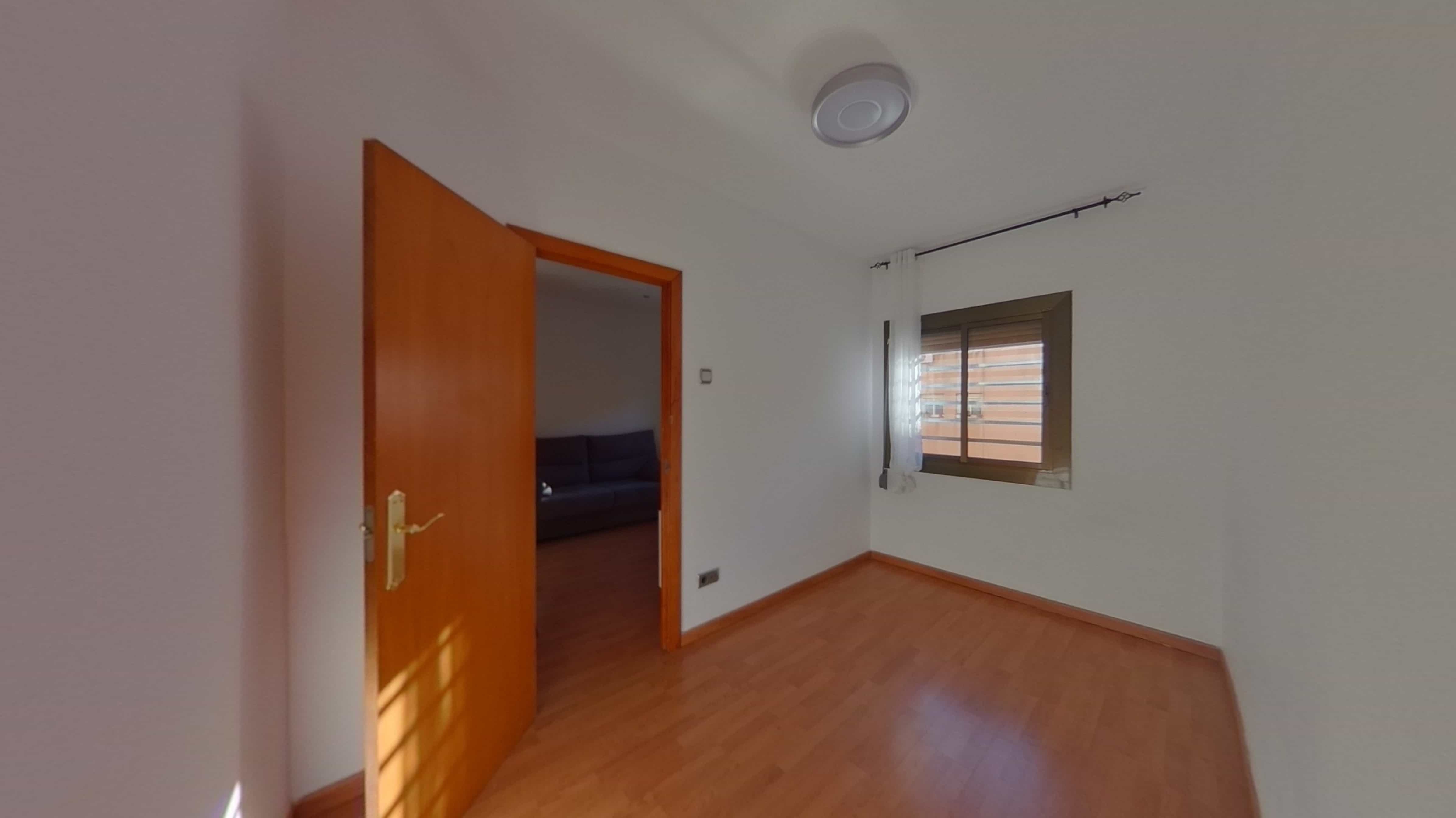 Piso en venta en calle Travau