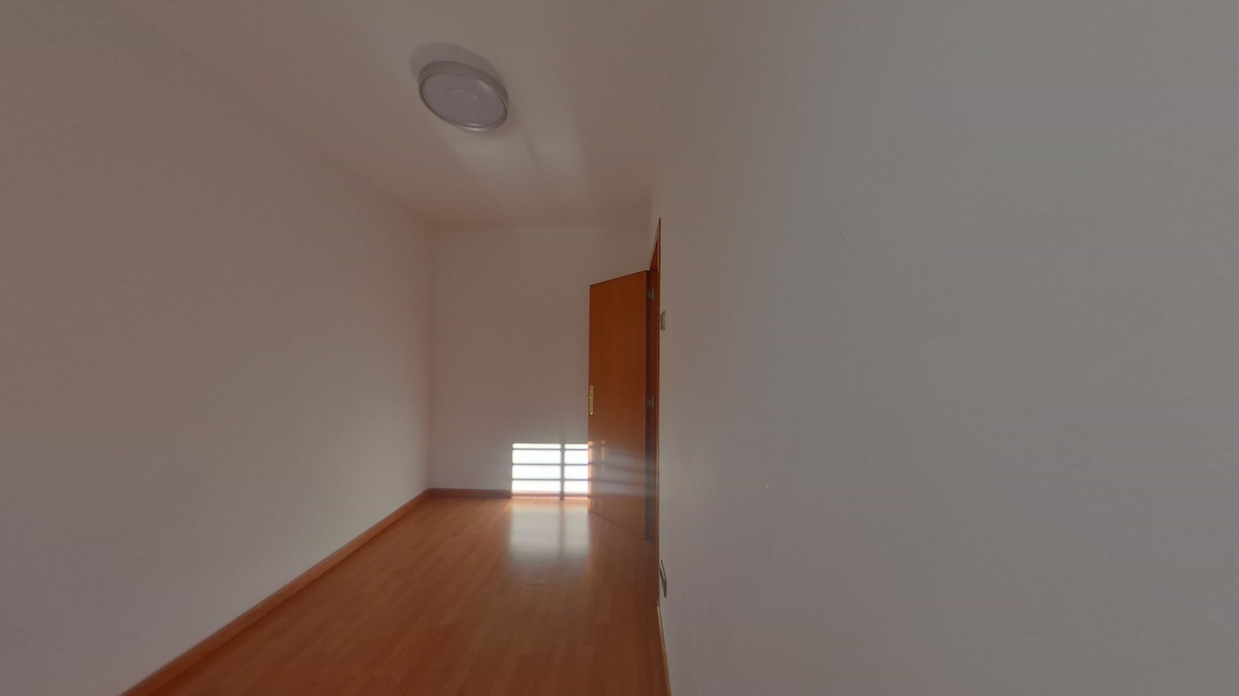 Piso en venta en calle Travau