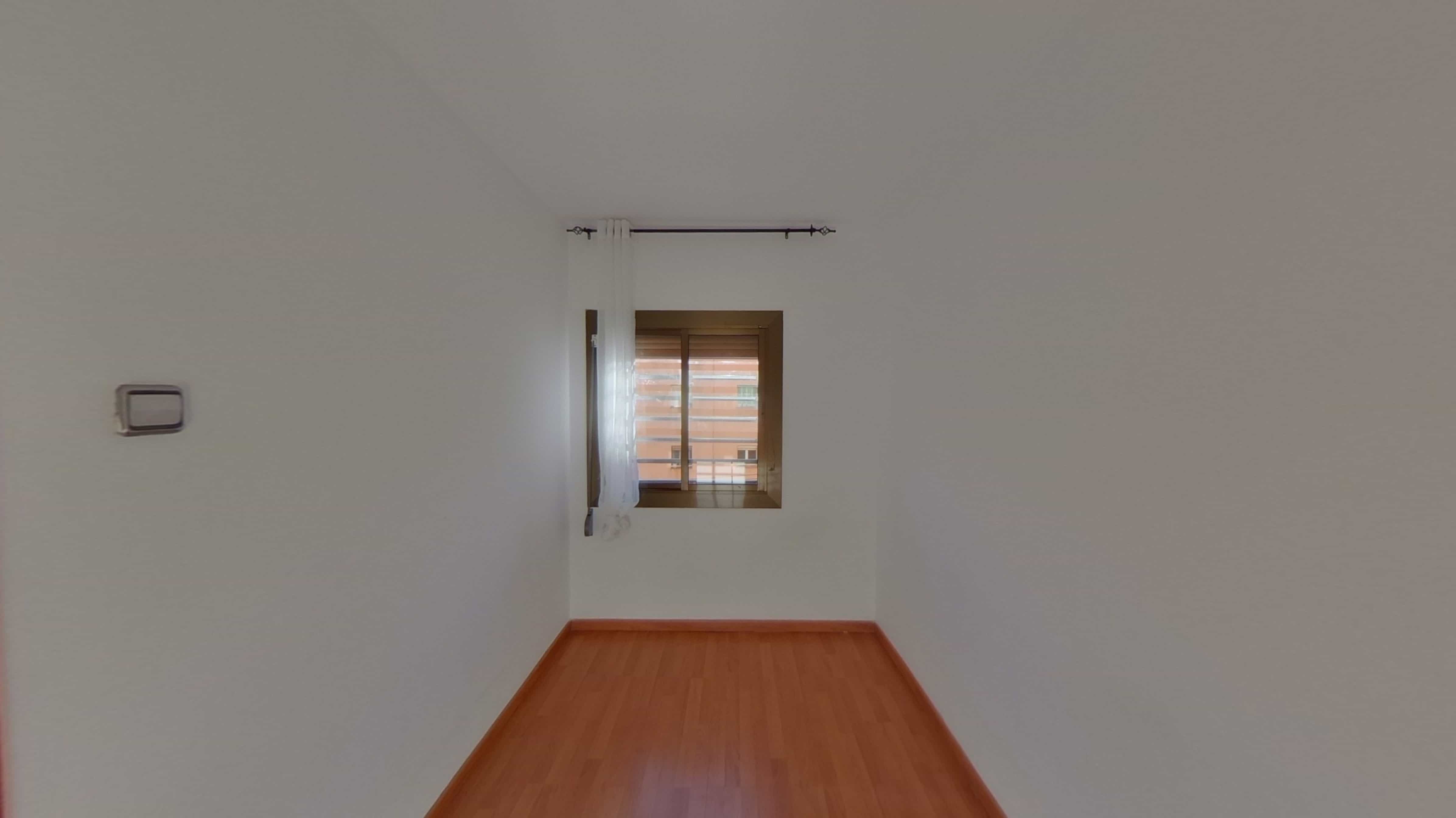 Piso en venta en calle Travau