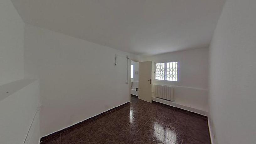 Piso en venta en calle Travau