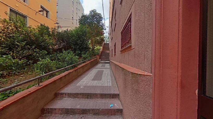 Piso en venta en calle Travau