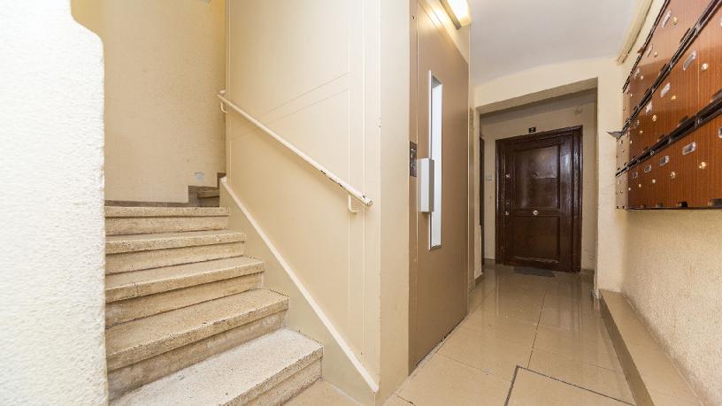 Piso en venta en calle Travau