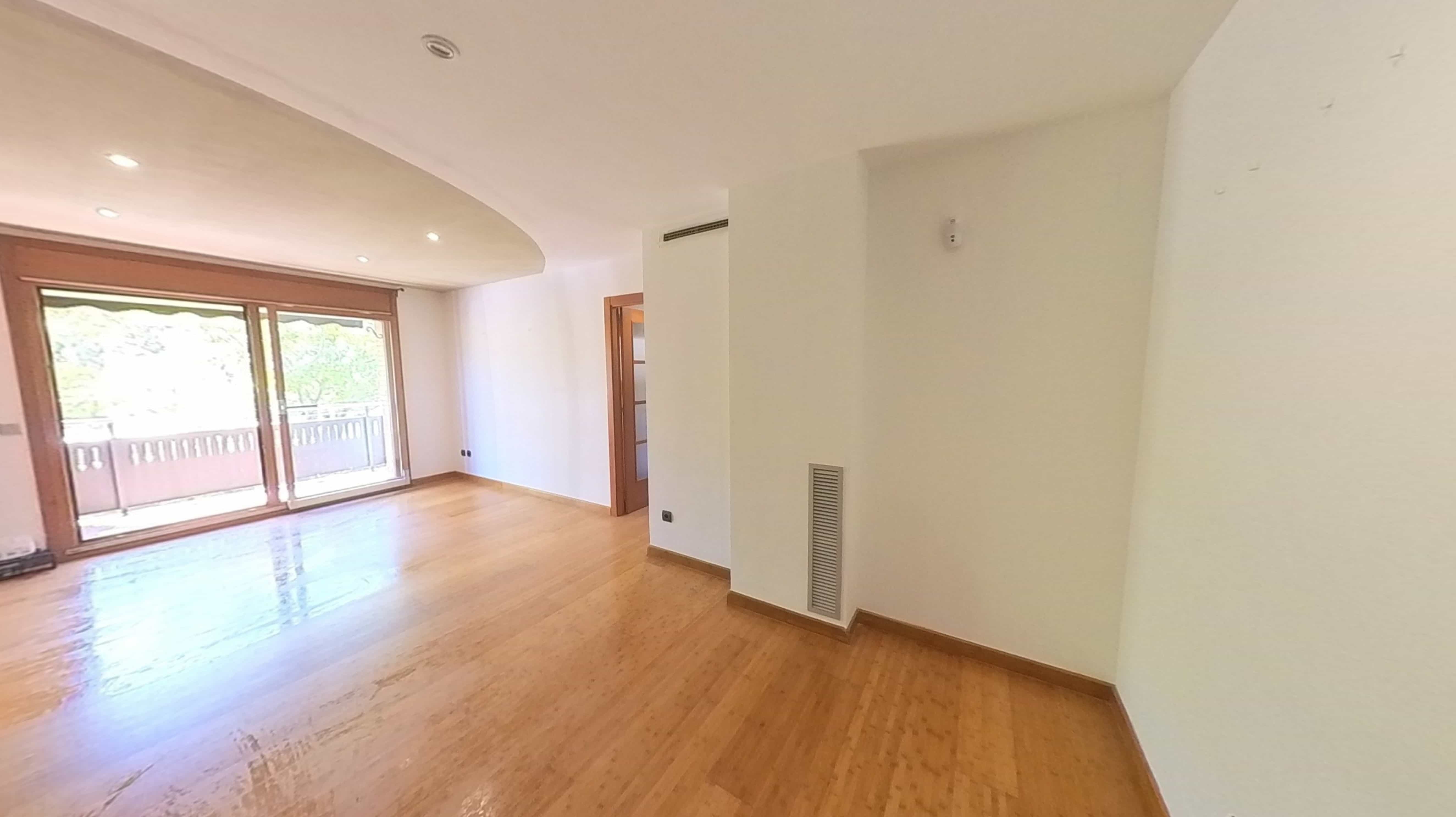 Piso en venta en plaza Busquets