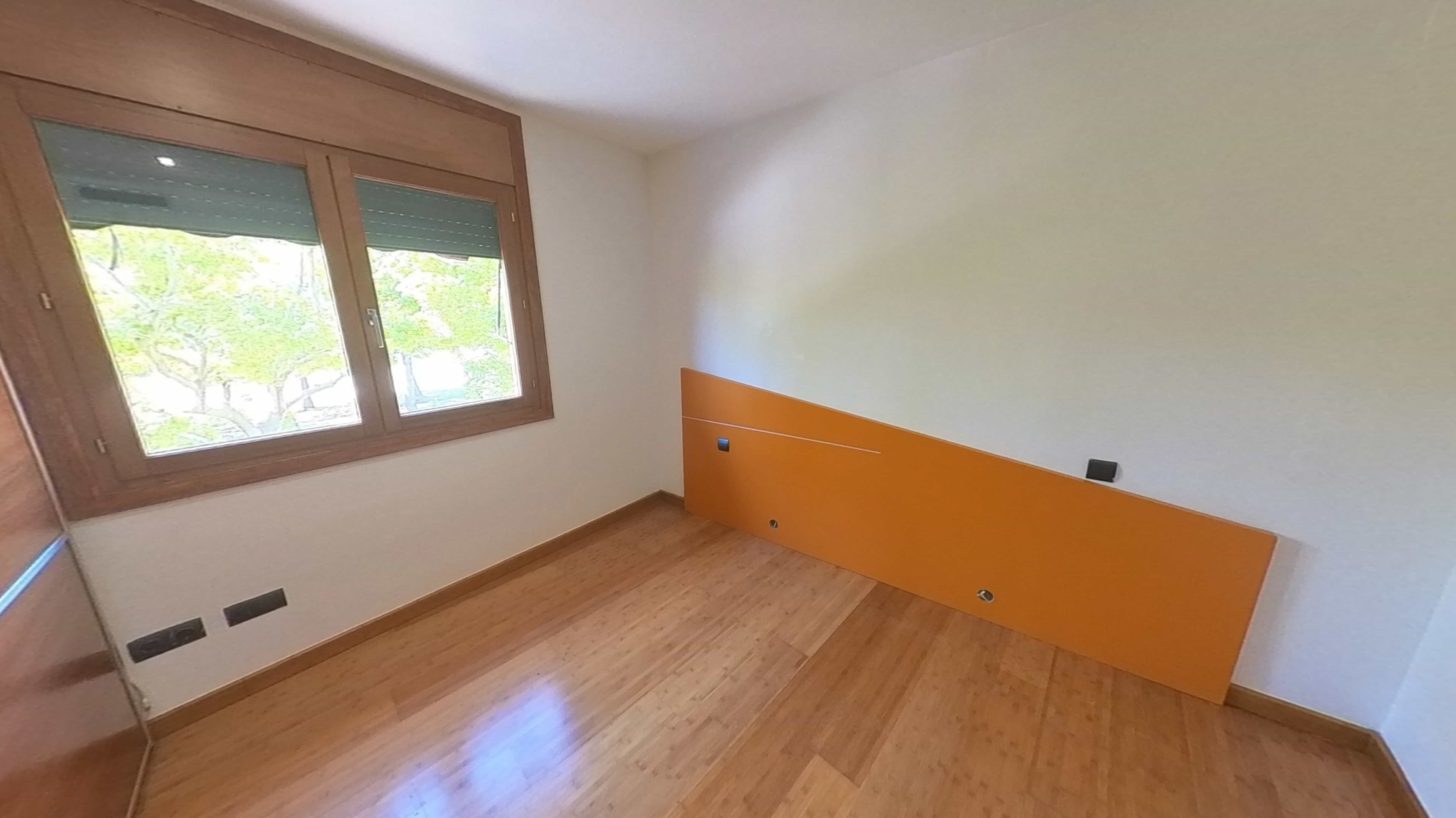 Piso en venta en plaza Busquets