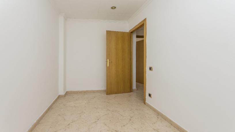 Piso en venta en calle Industria