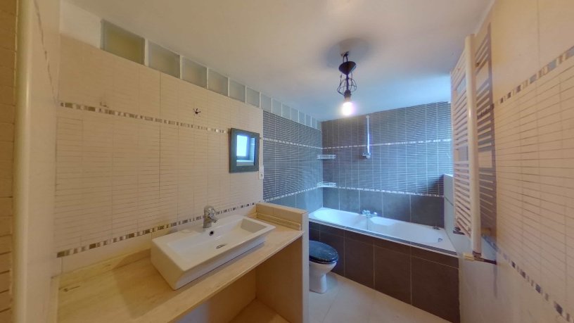 Chalet adosado en venta en calle Doctor Trueta