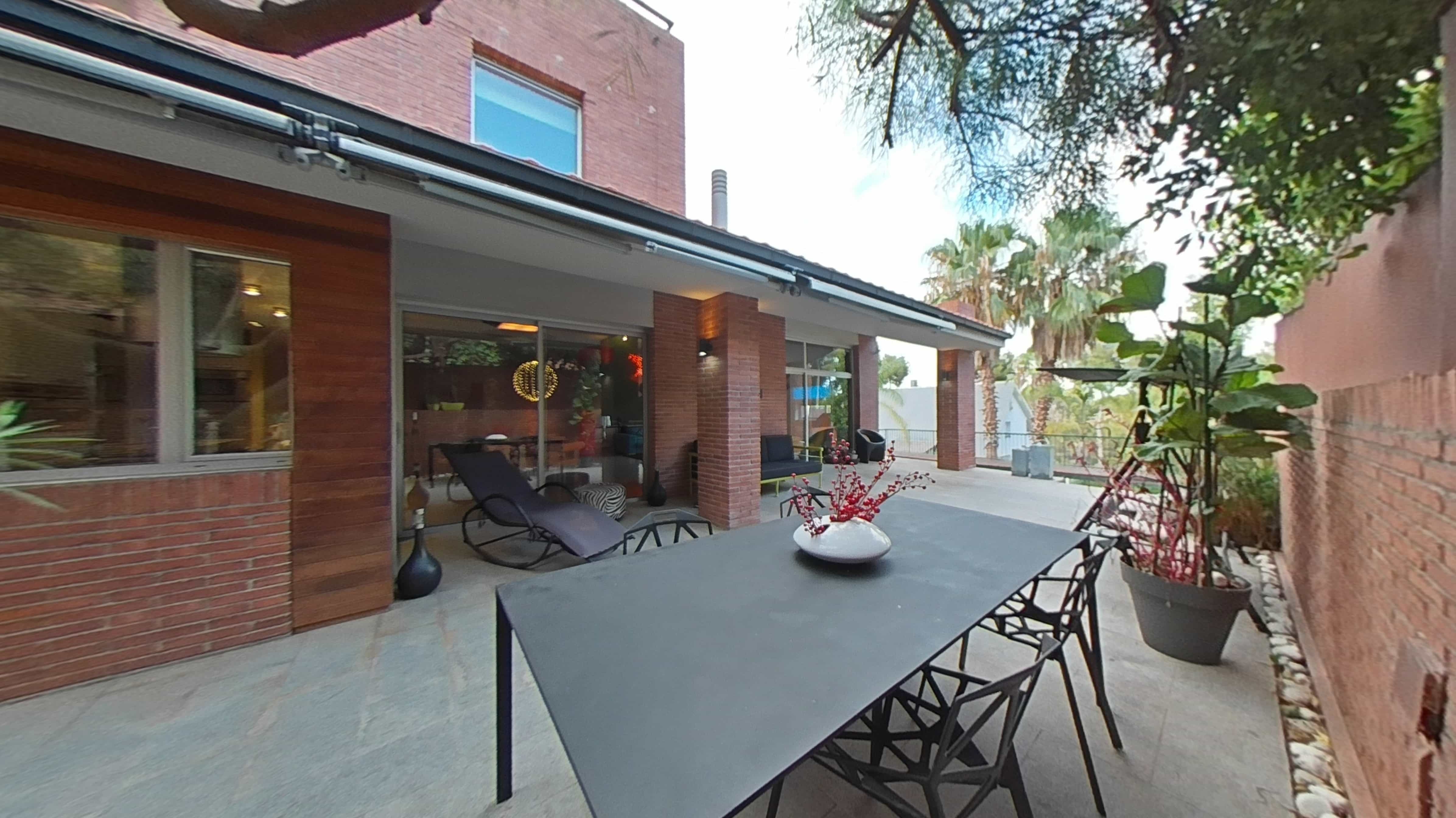 House for sale in avda Tres-cents Vint-i-vuit