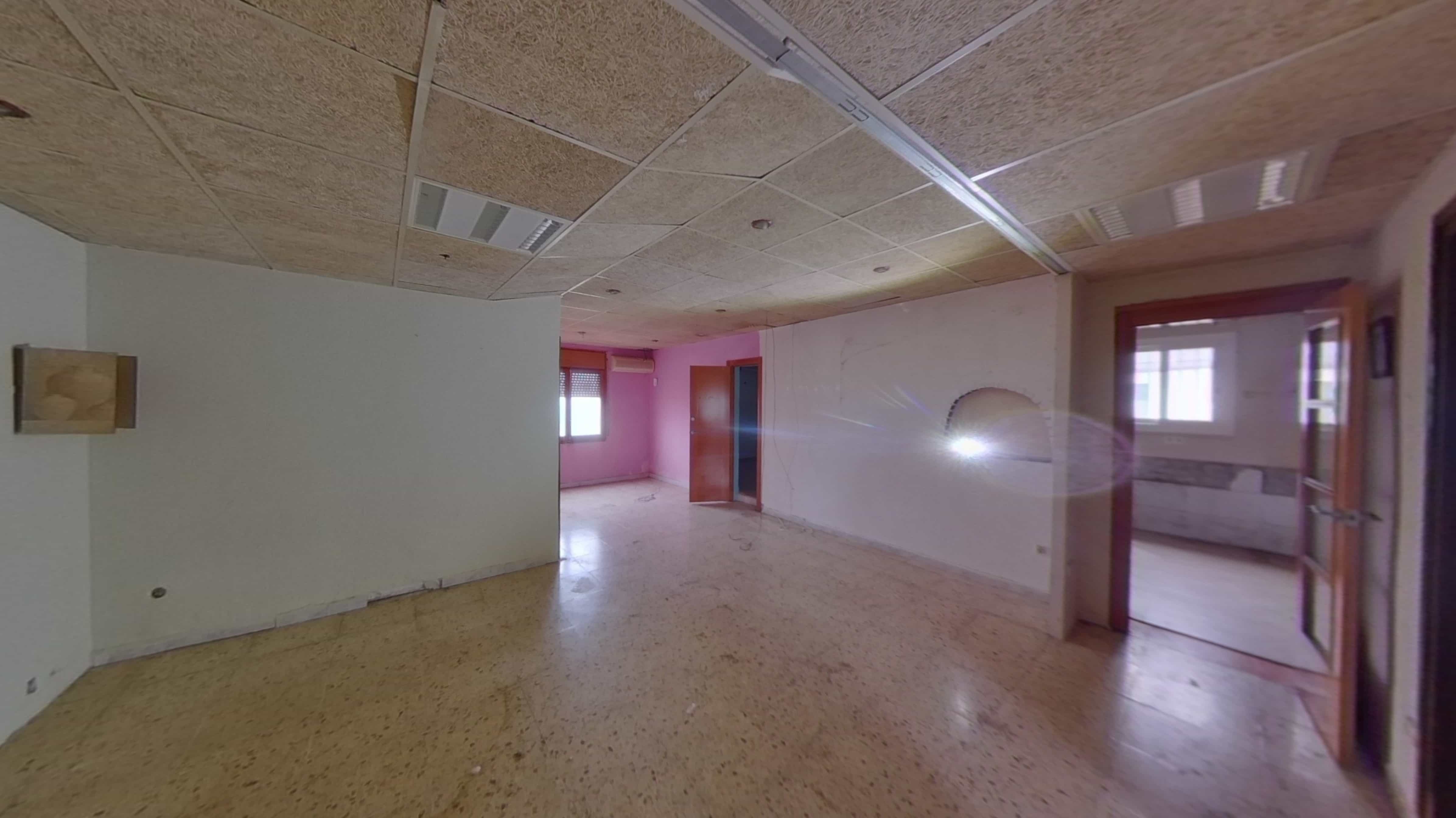 Chalet adosado en venta en calle Clavells