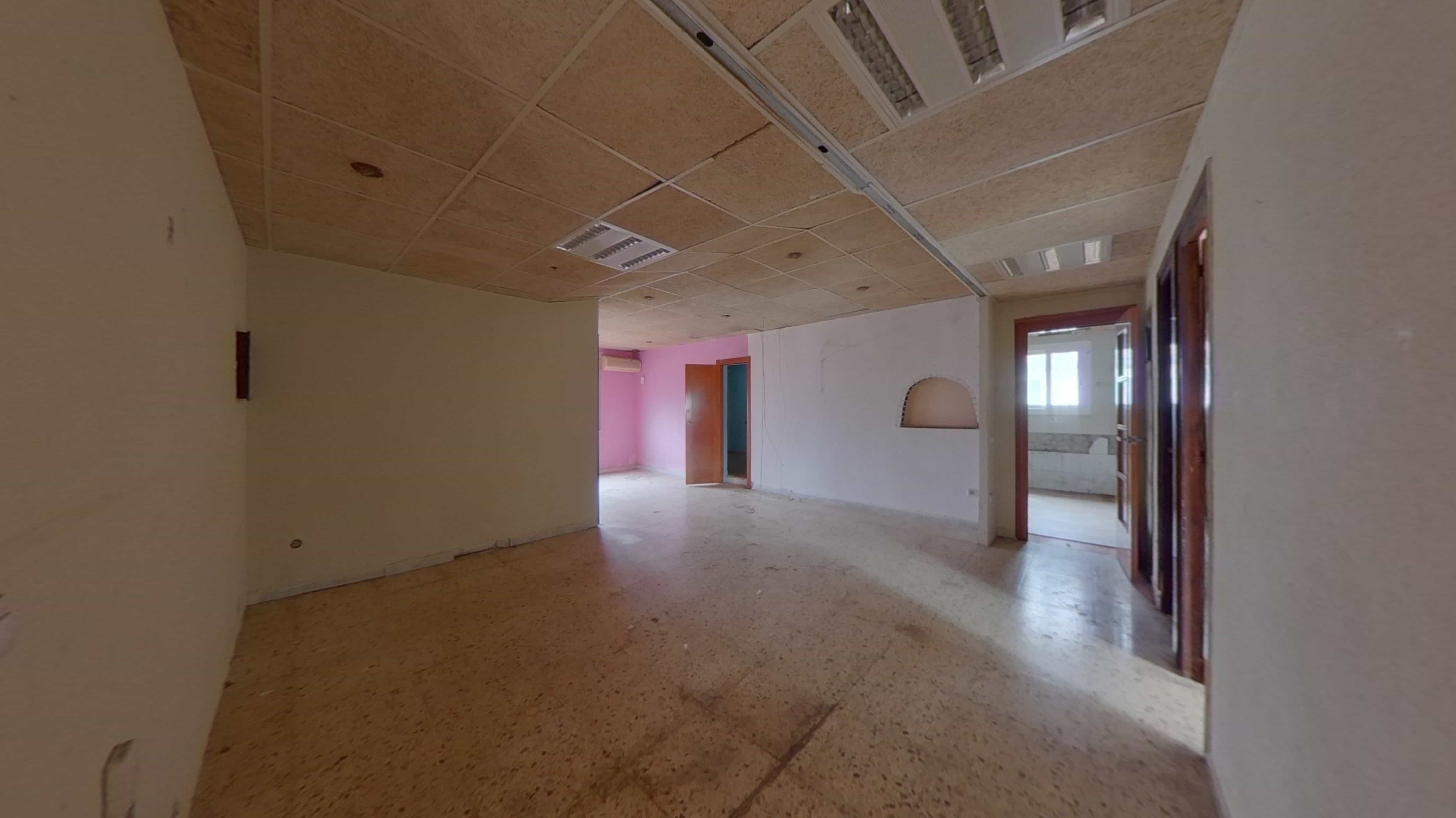 Chalet adosado en venta en calle Clavells