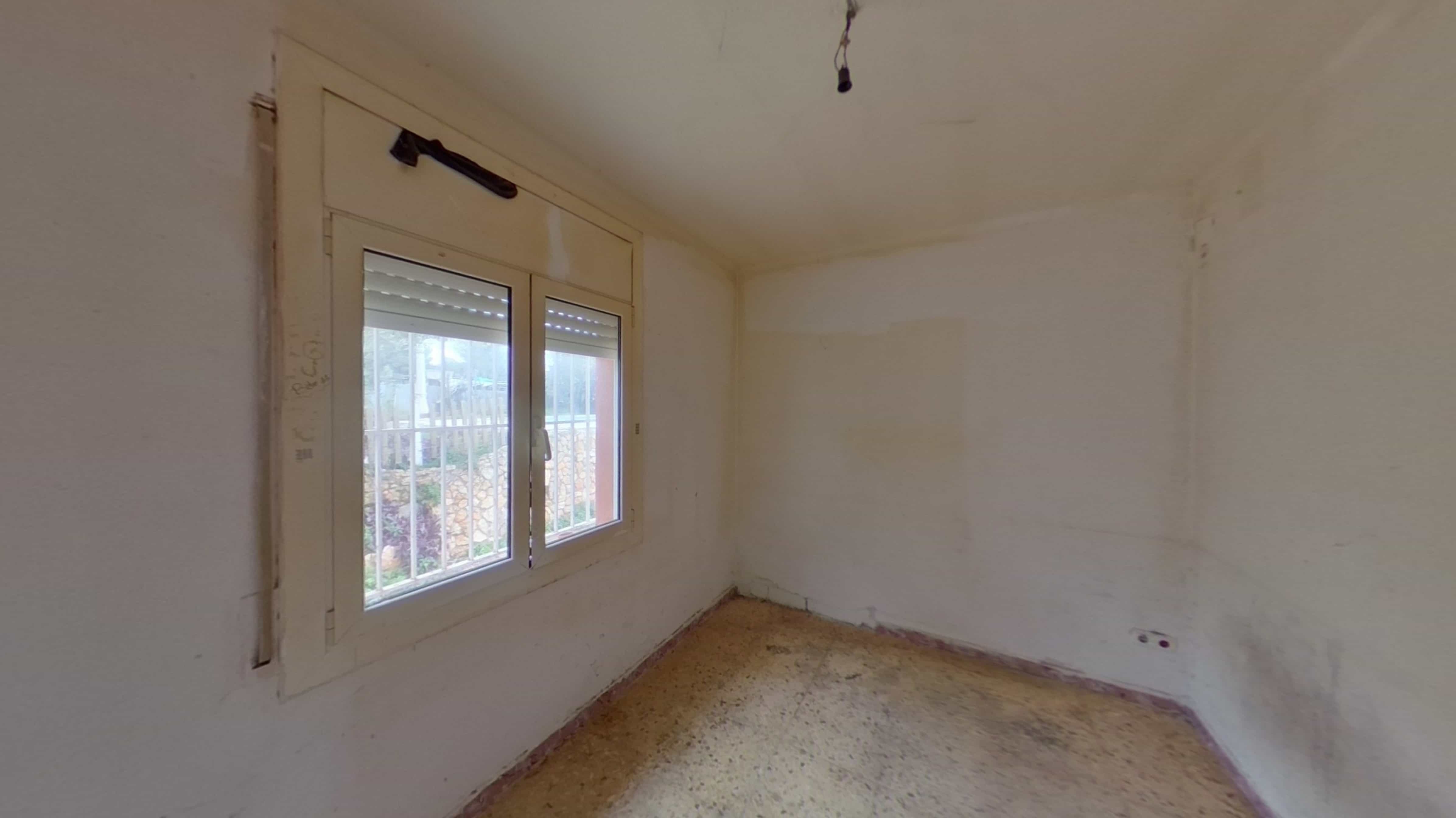 Chalet adosado en venta en calle Clavells