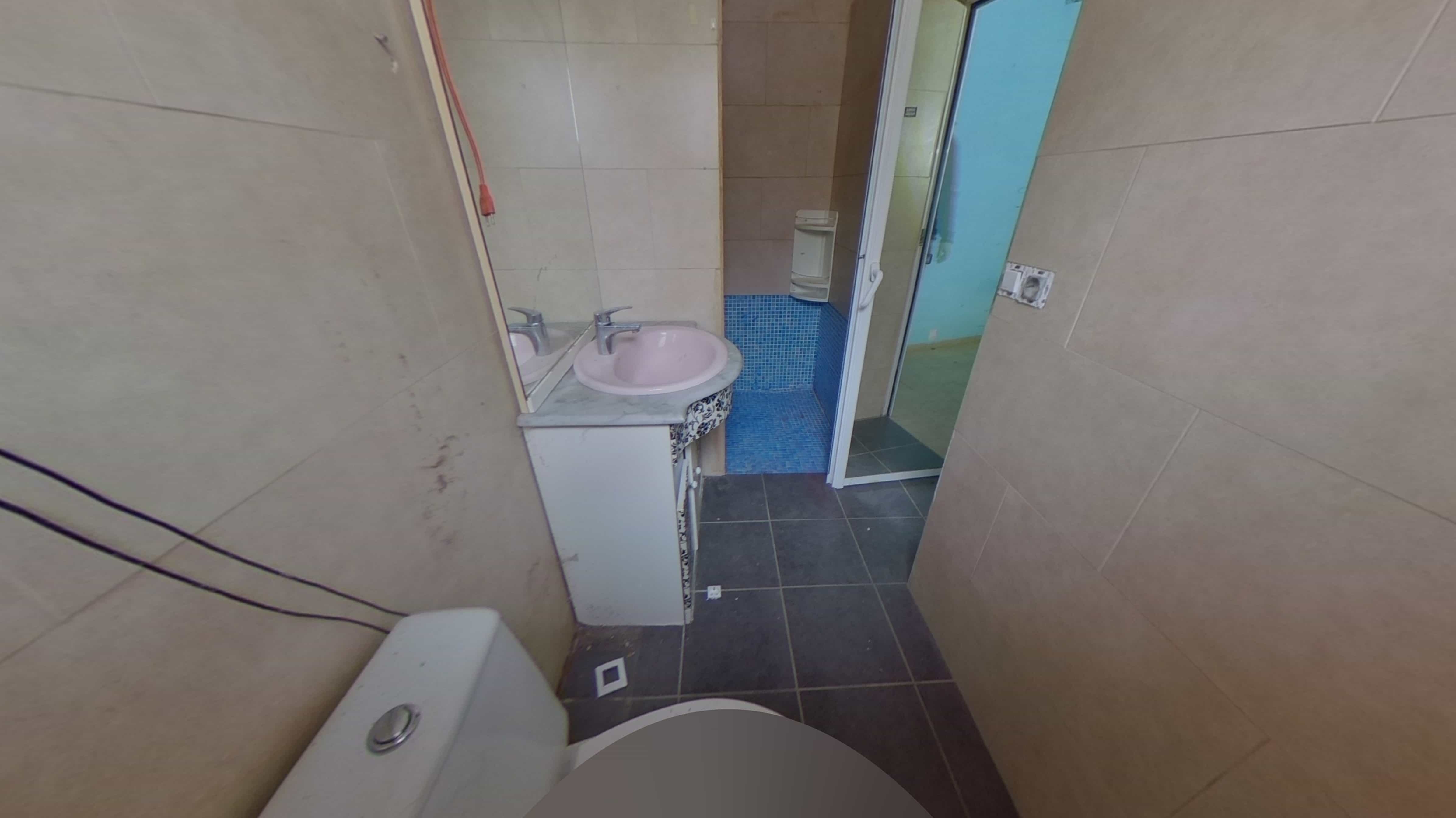 Chalet adosado en venta en calle Clavells