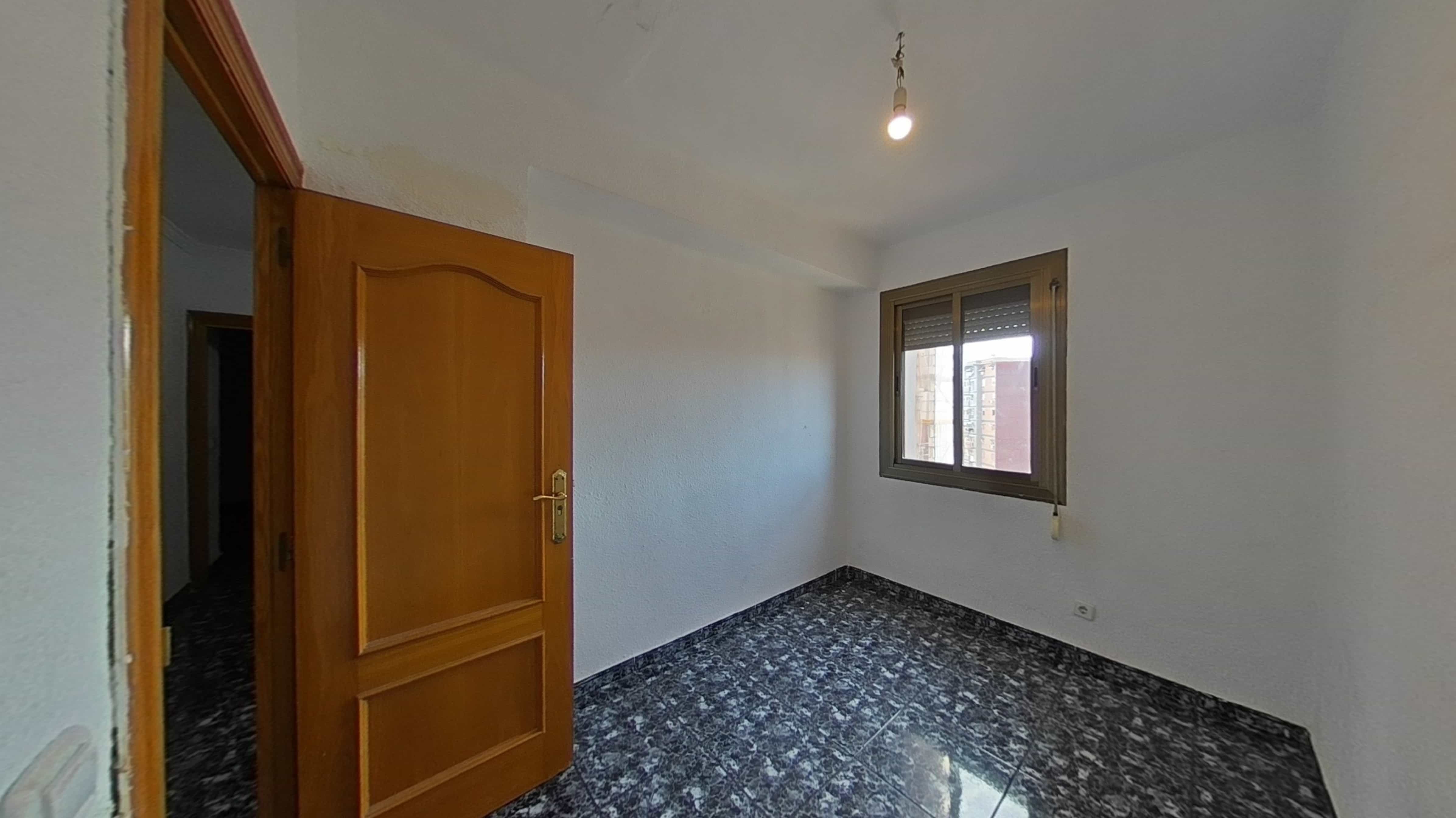 Piso en venta en avda Sant Ildefons