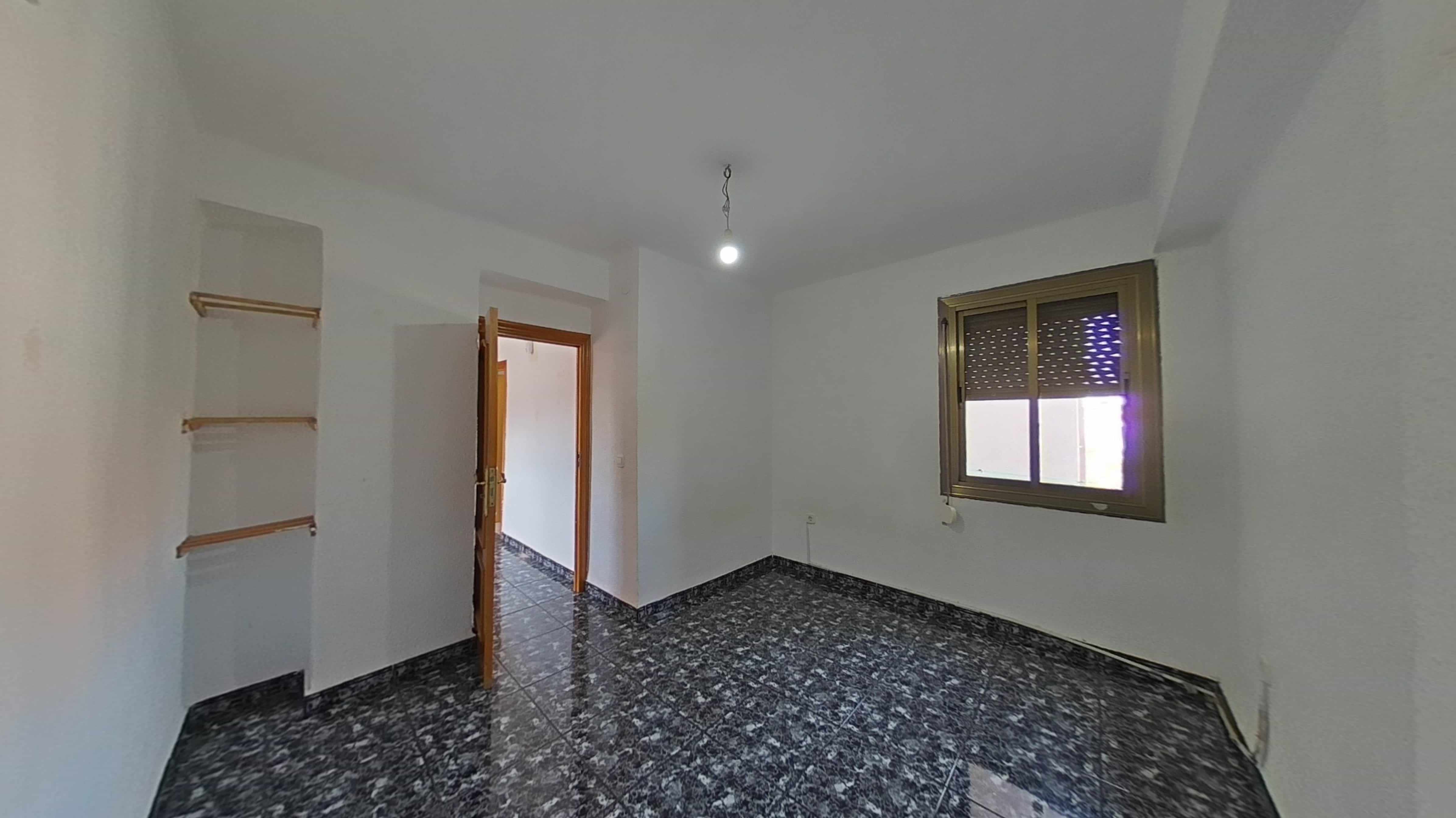 Piso en venta en avda Sant Ildefons