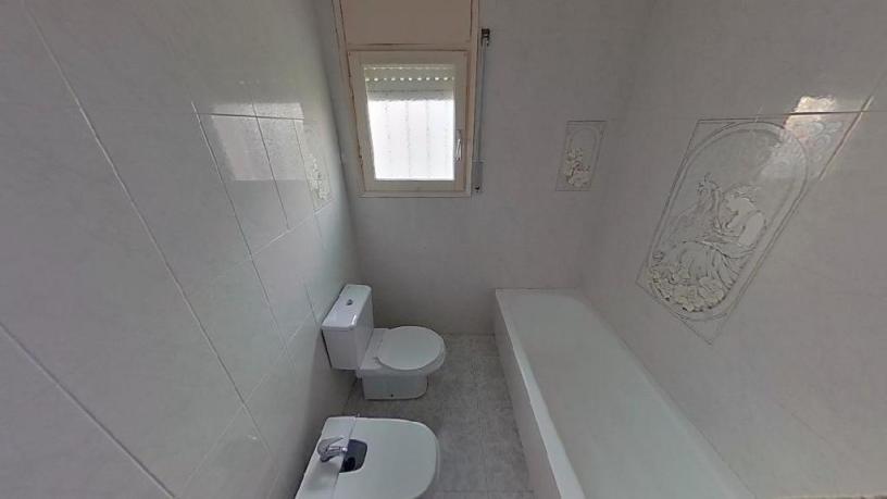Chalet adosado en venta en calle Sant Vicenç