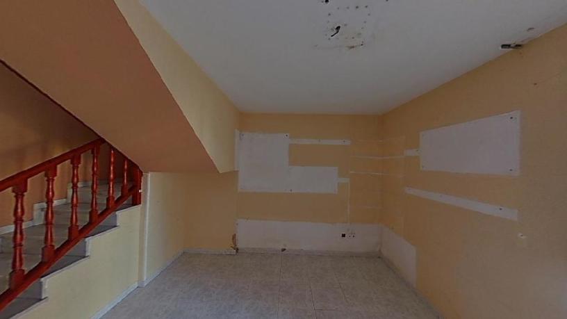 Chalet adosado en venta en calle Sant Vicenç