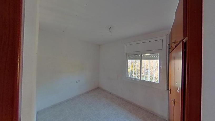 Chalet adosado en venta en calle Sant Vicenç