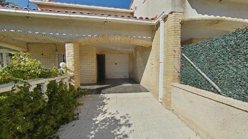 Chalet adosado en venta en calle Sant Vicenç