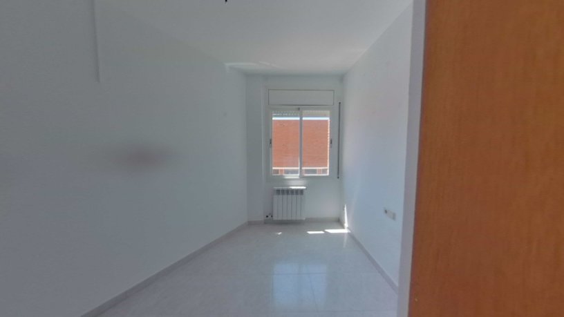 Piso en venta en calle Angel Guimera