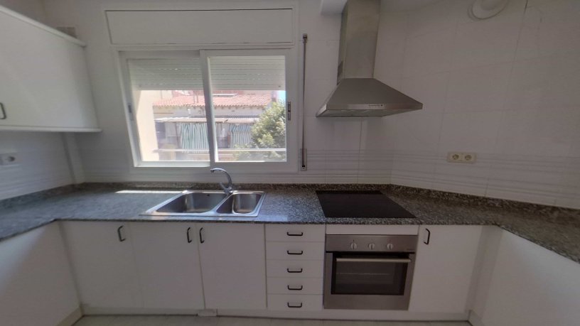 Piso en venta en calle Angel Guimera