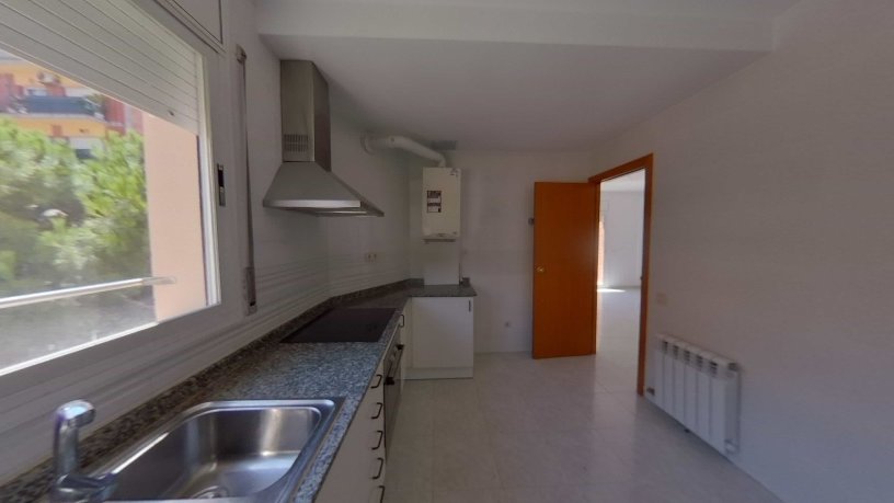 Piso en venta en calle Angel Guimera