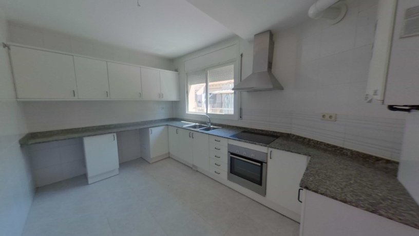 Piso en venta en calle Angel Guimera