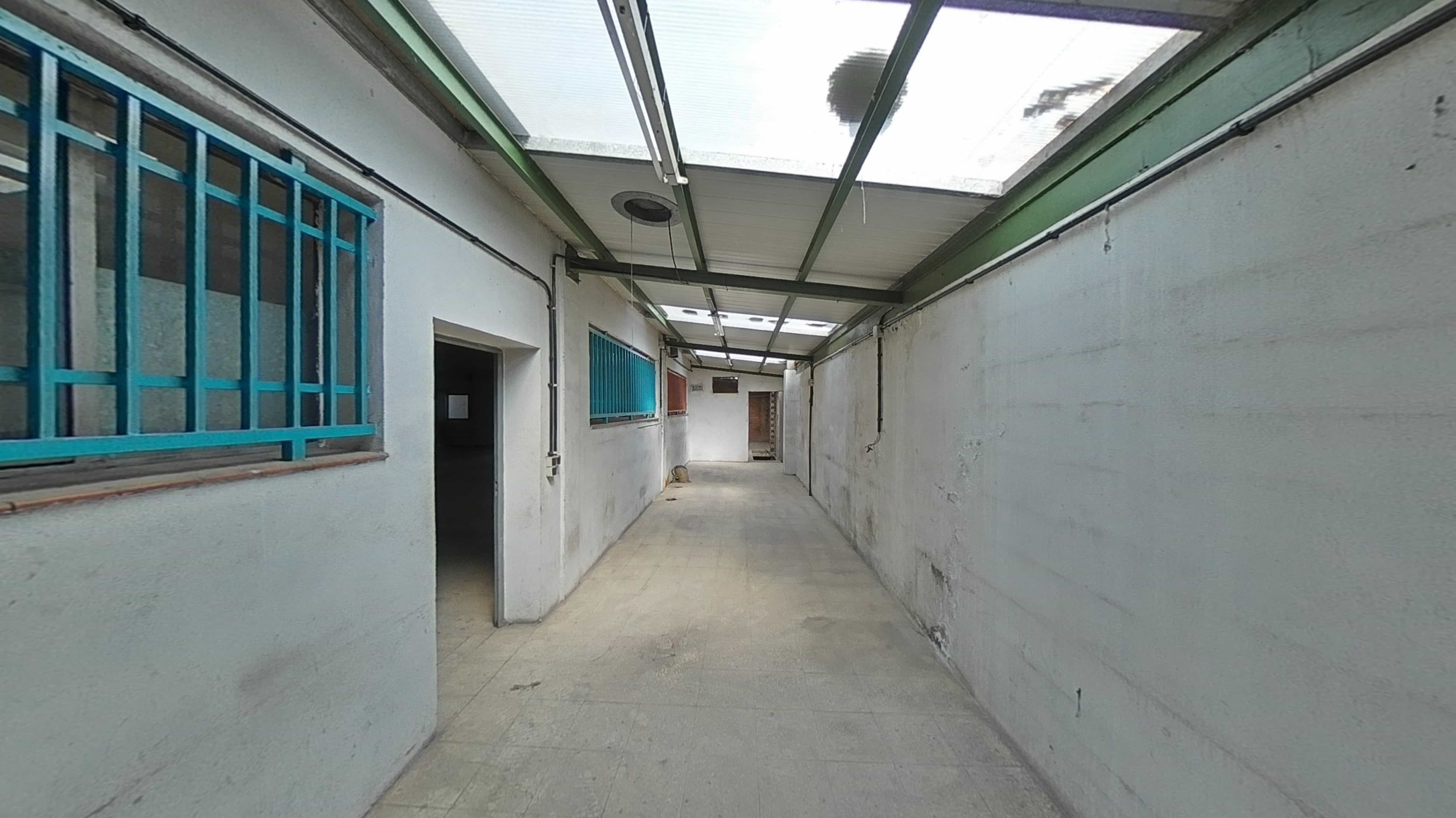 Almacén en venta en calle Lloriana