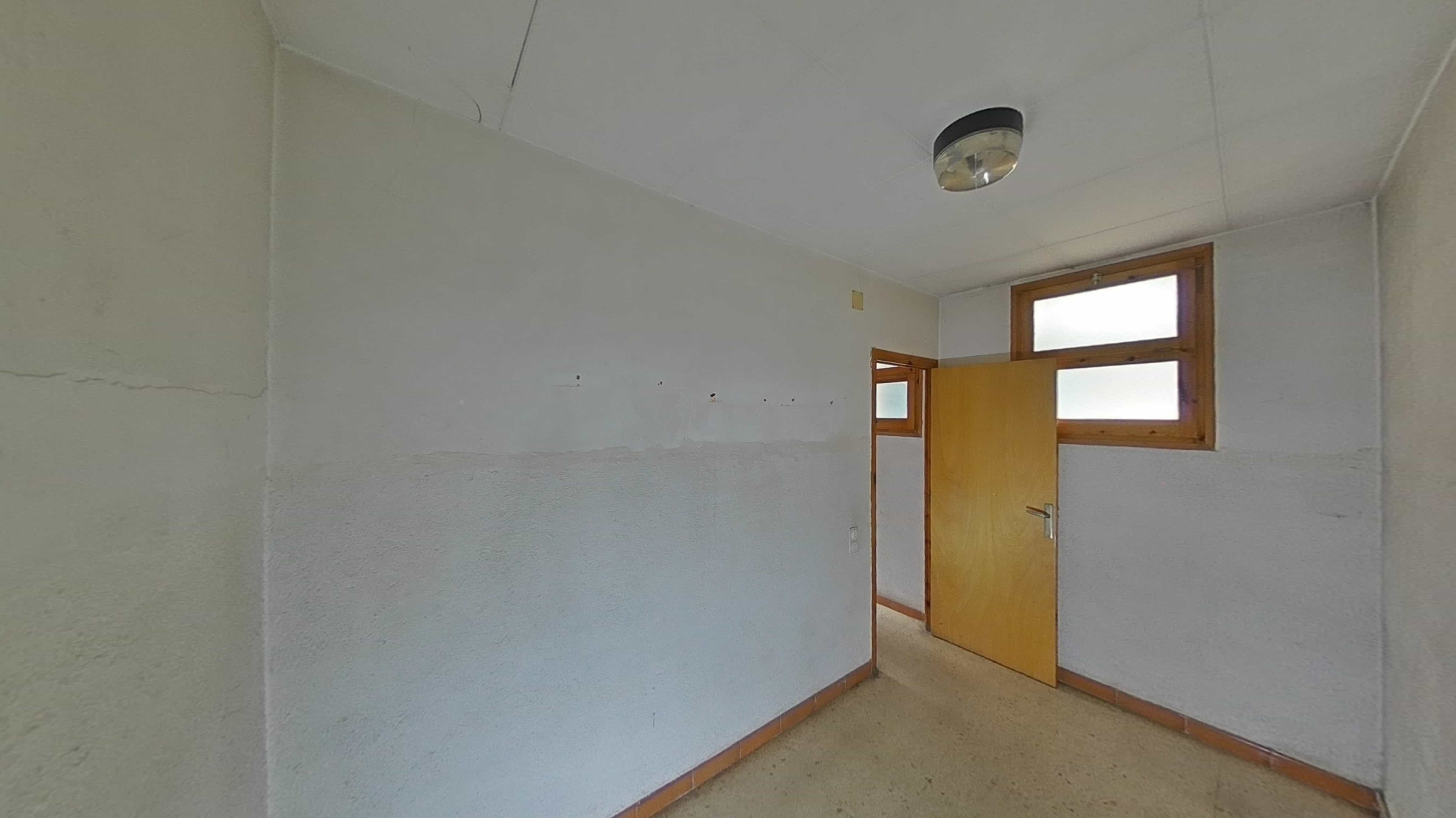 Almacén en venta en calle Lloriana