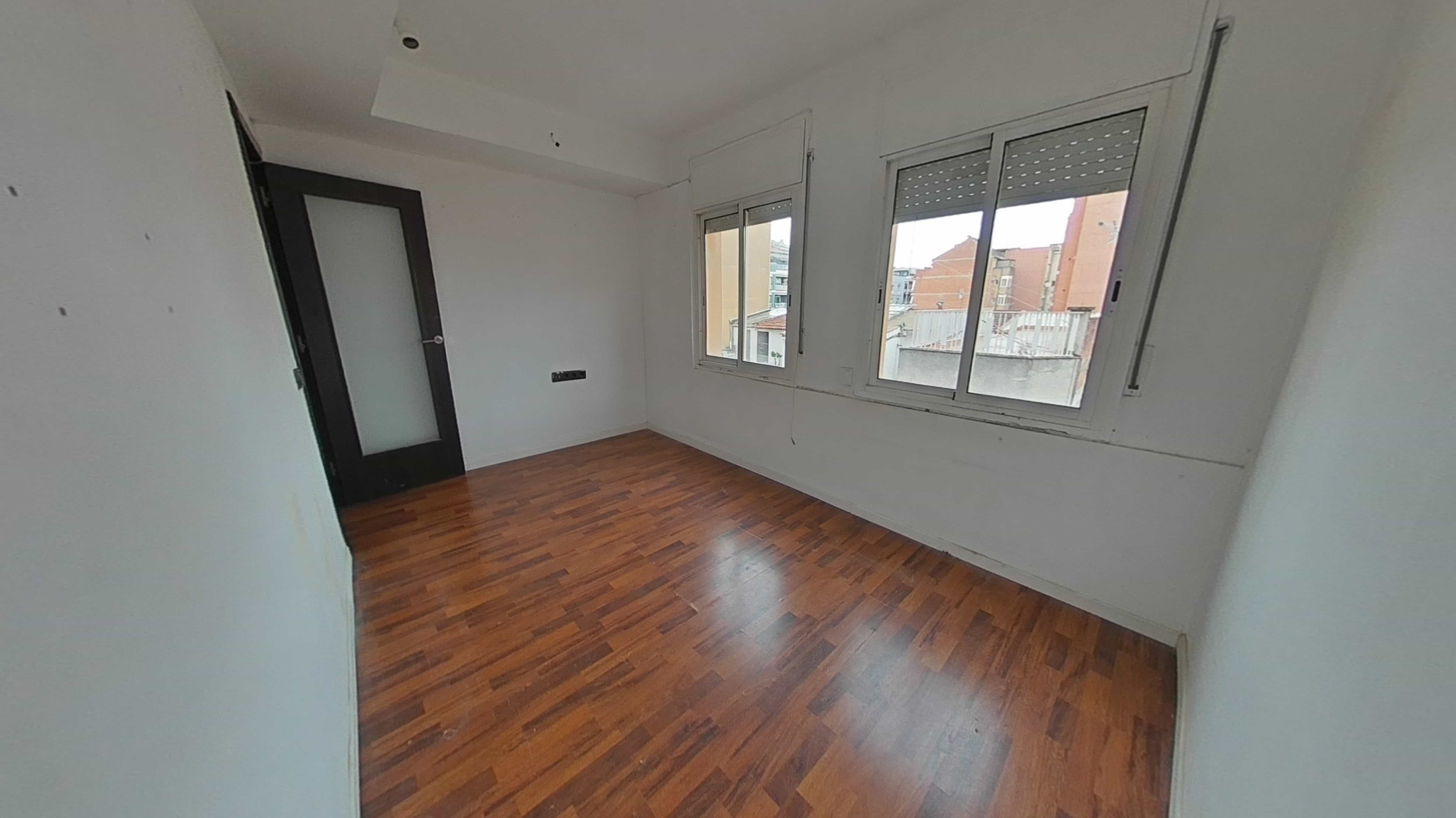 Flat for sale in calle Brutau