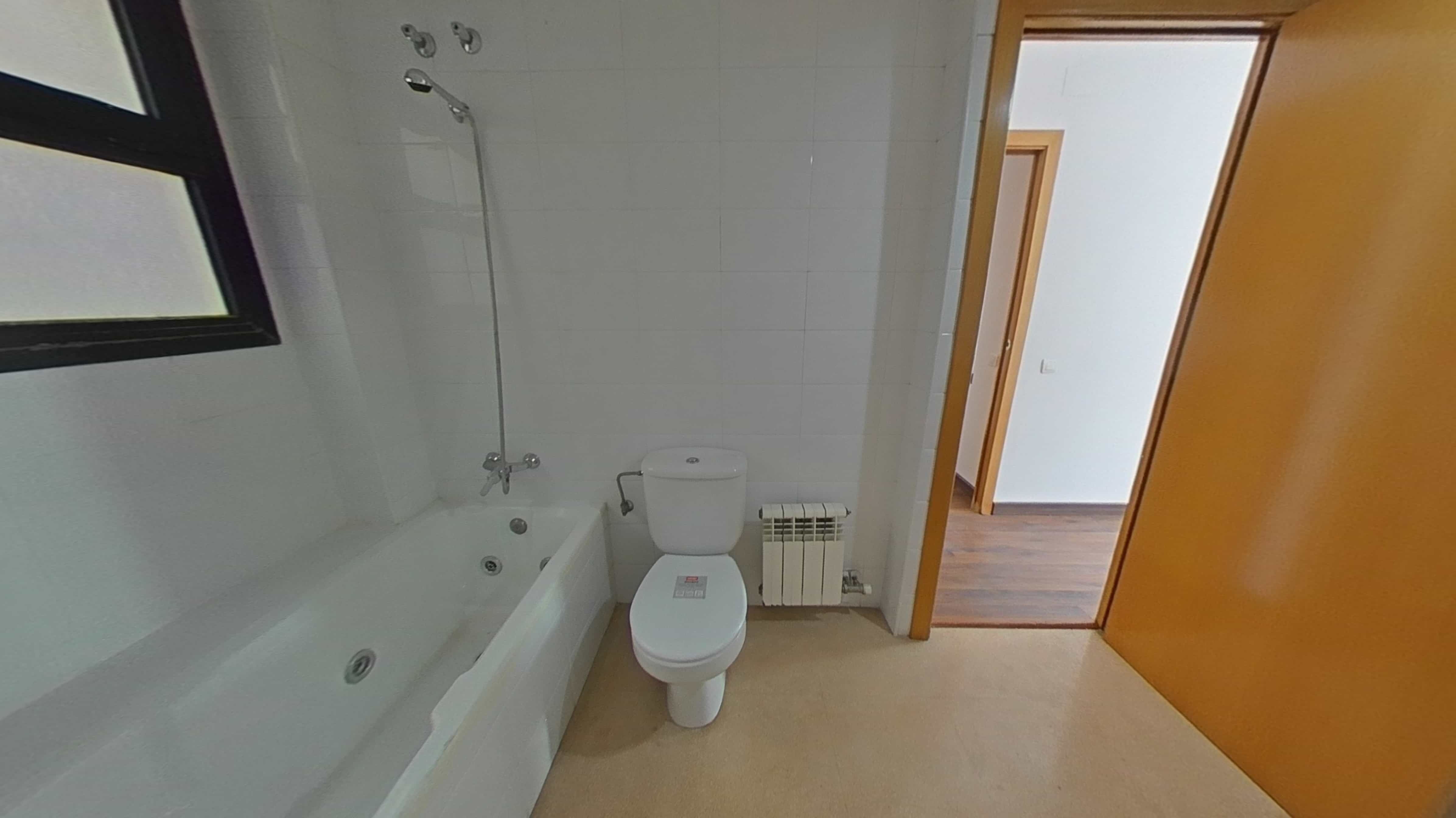Piso en venta en calle Sant Genis de Rocafort
