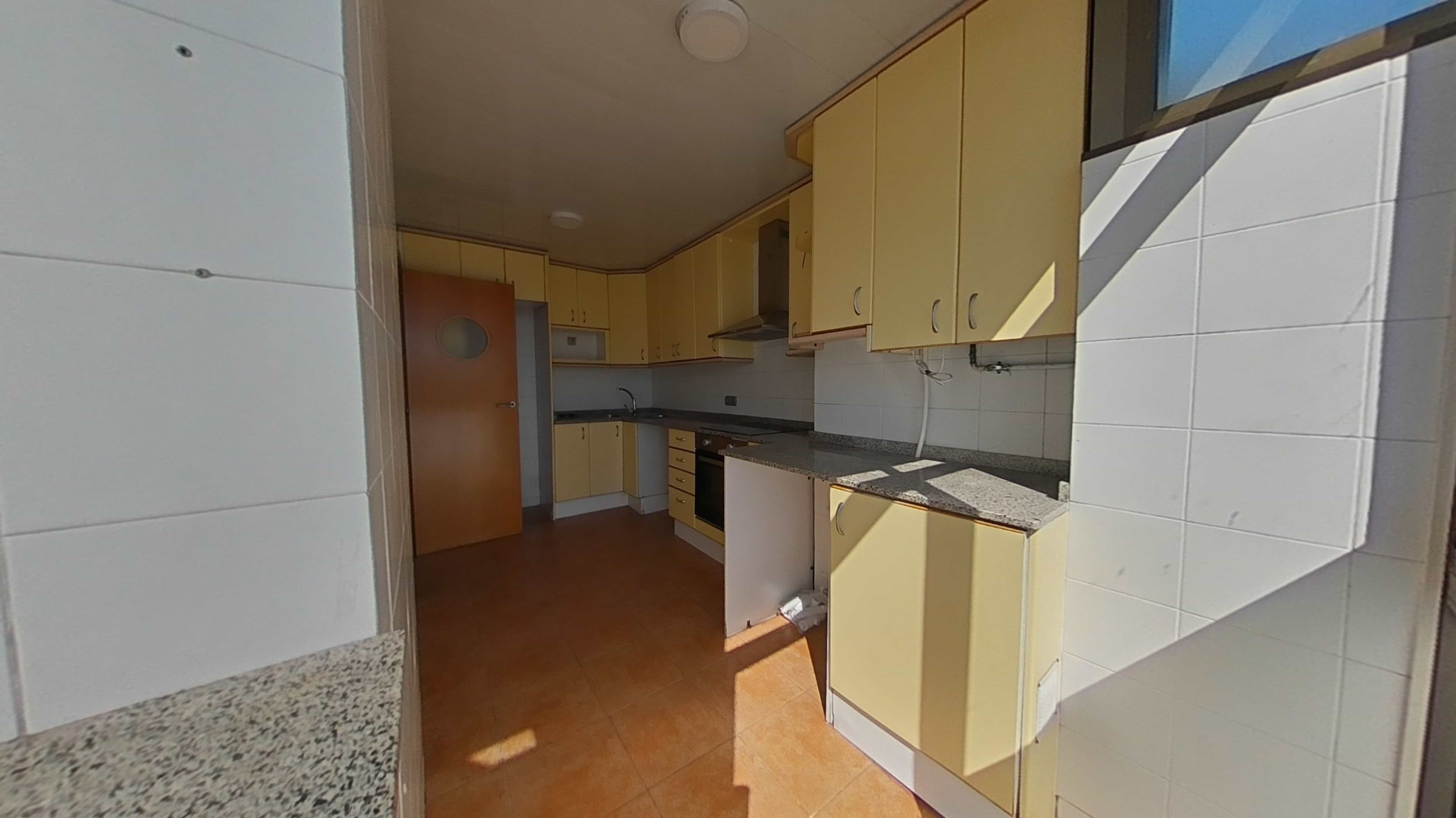 Flat for sale in calle Sauri