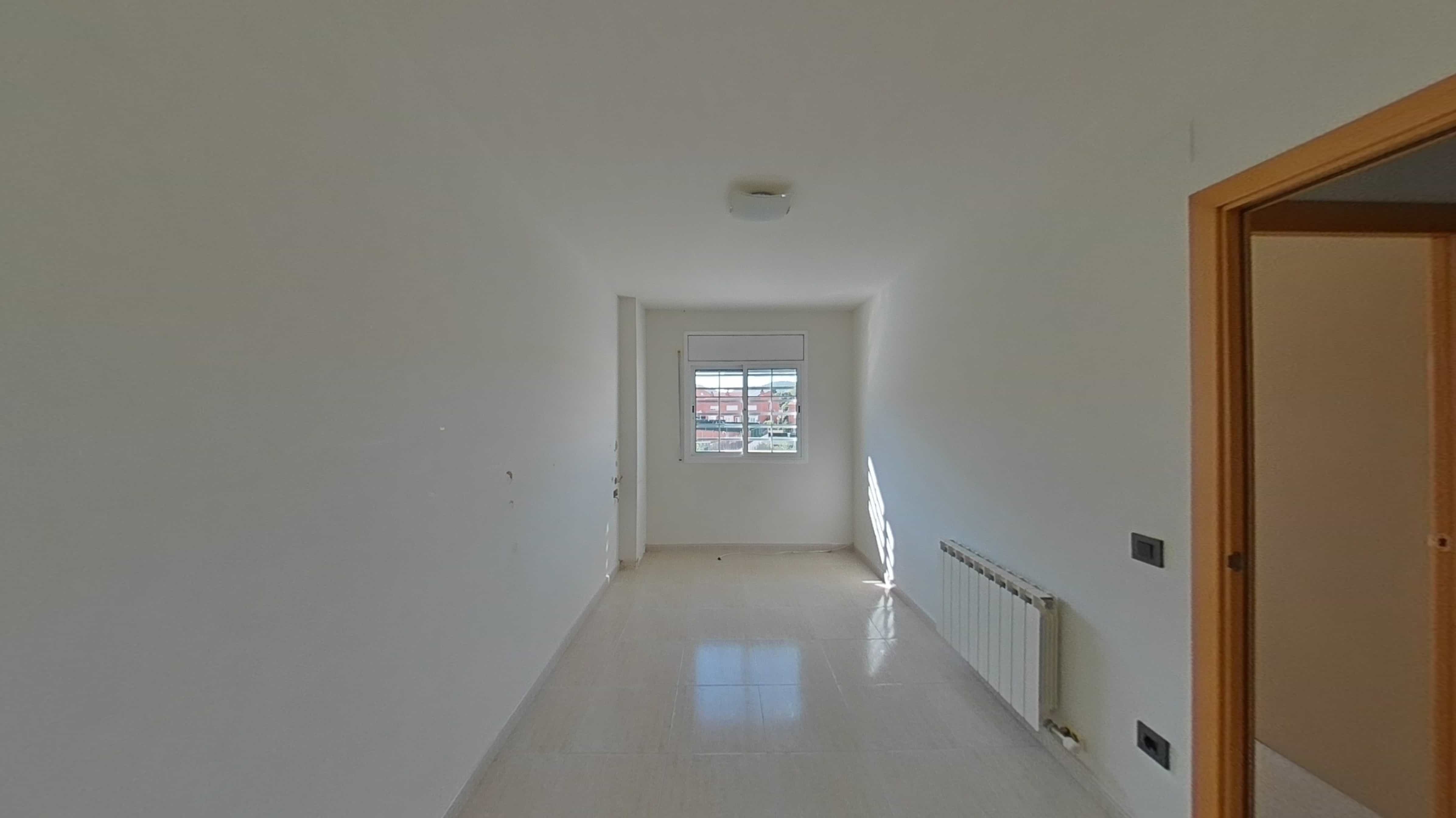 Chalet adosado en venta en calle Angel Guimera (parcela 121)