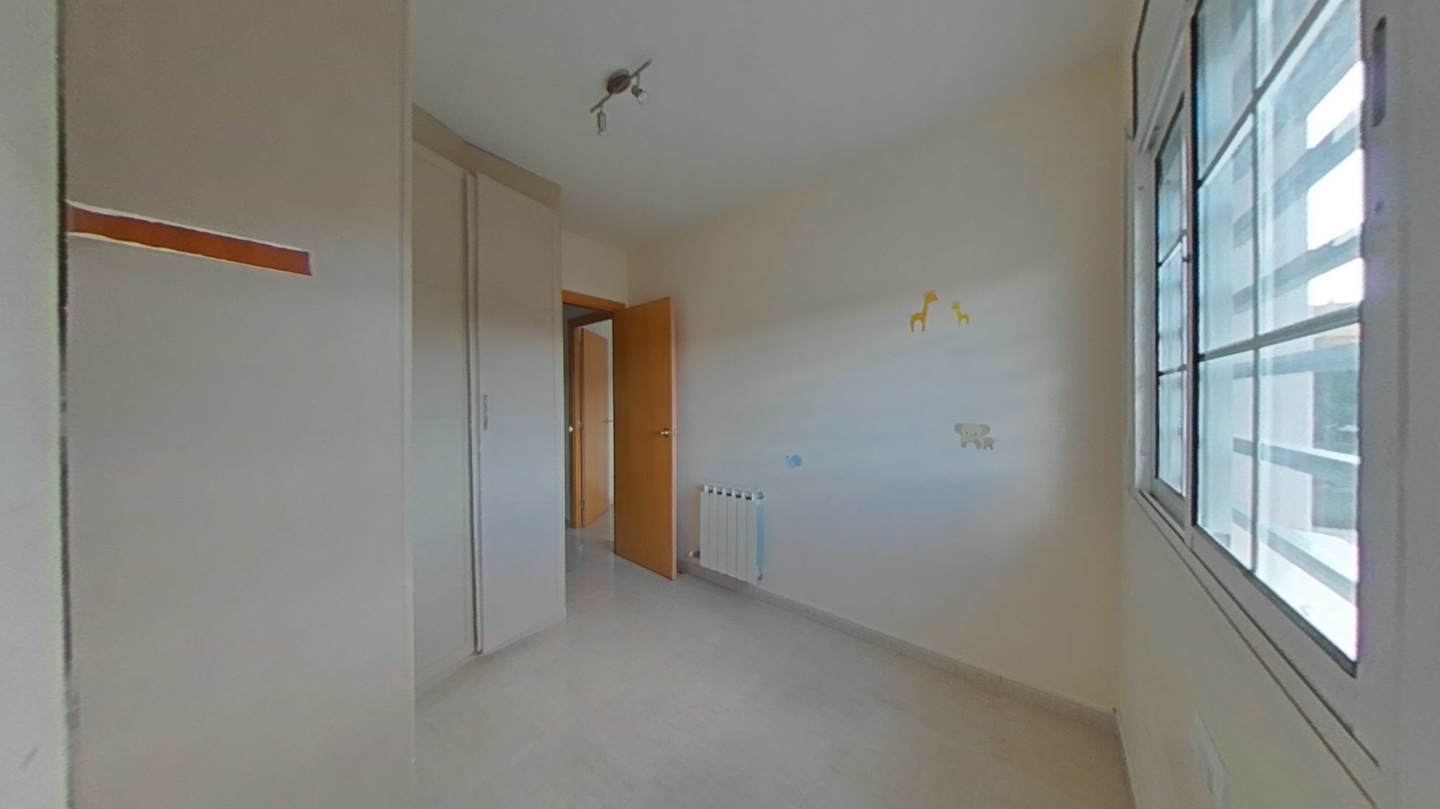 Chalet adosado en venta en calle Angel Guimera (parcela 121)