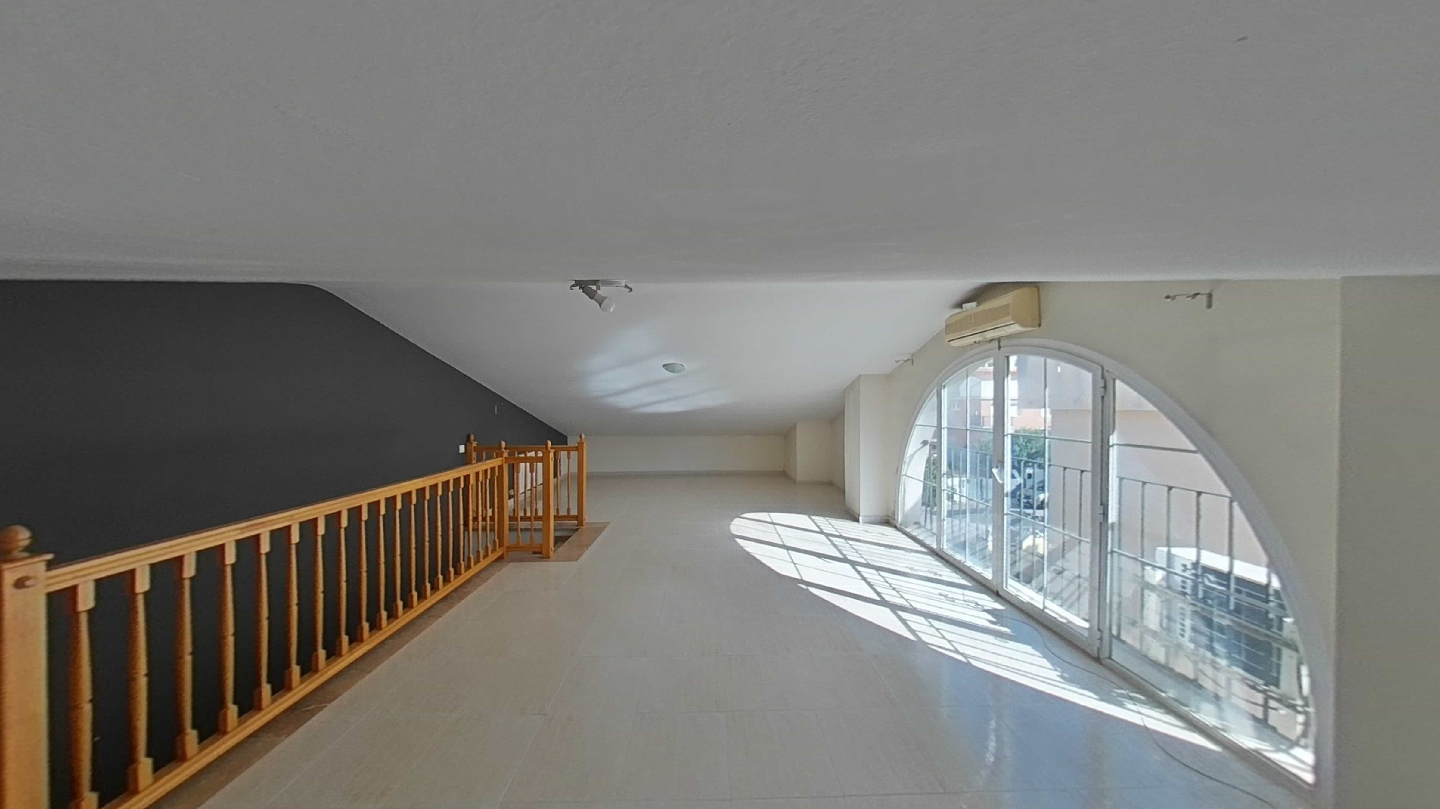 Chalet adosado en venta en calle Angel Guimera (parcela 121)