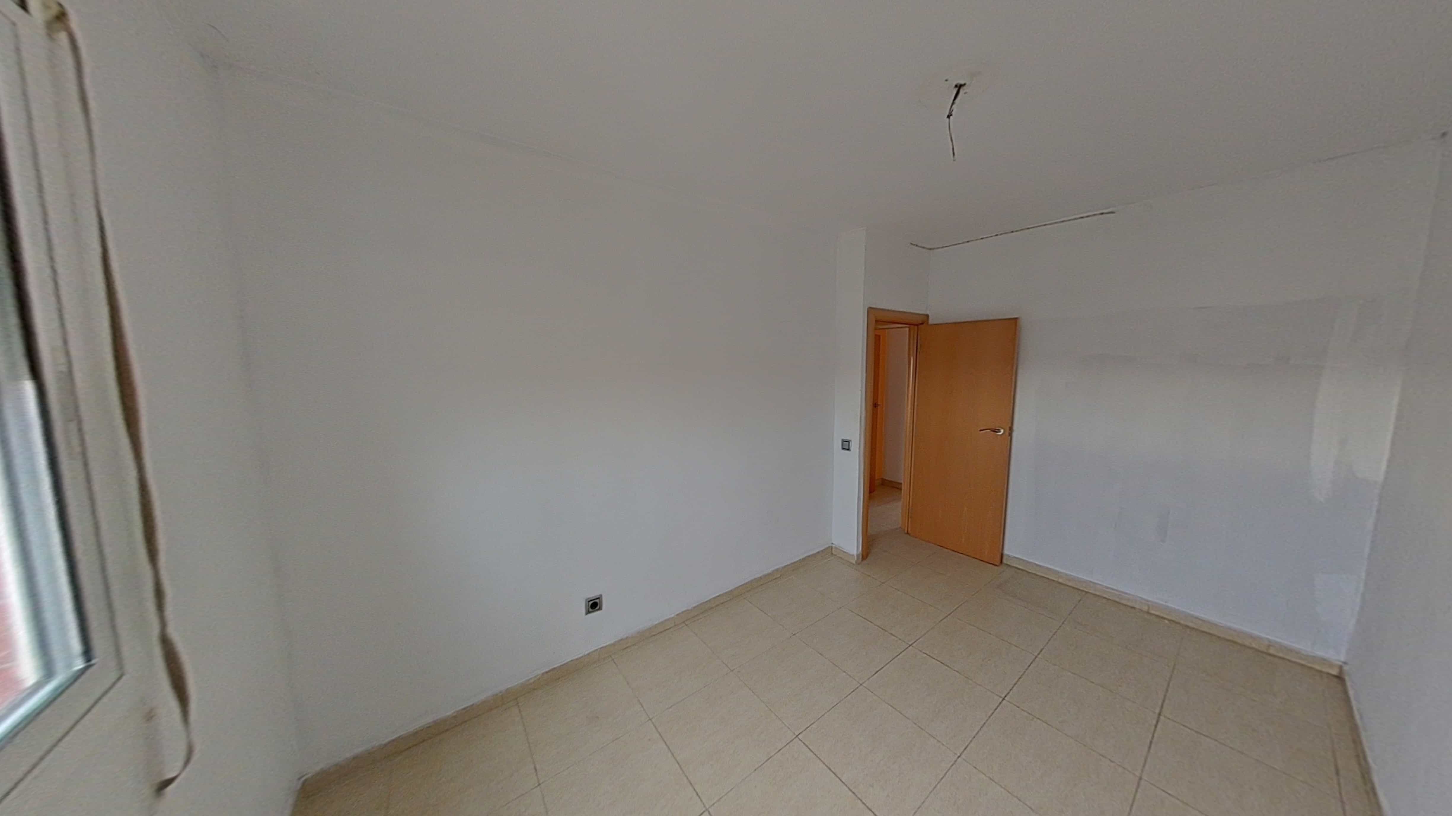 Flat for sale in grup Camps Blancs
