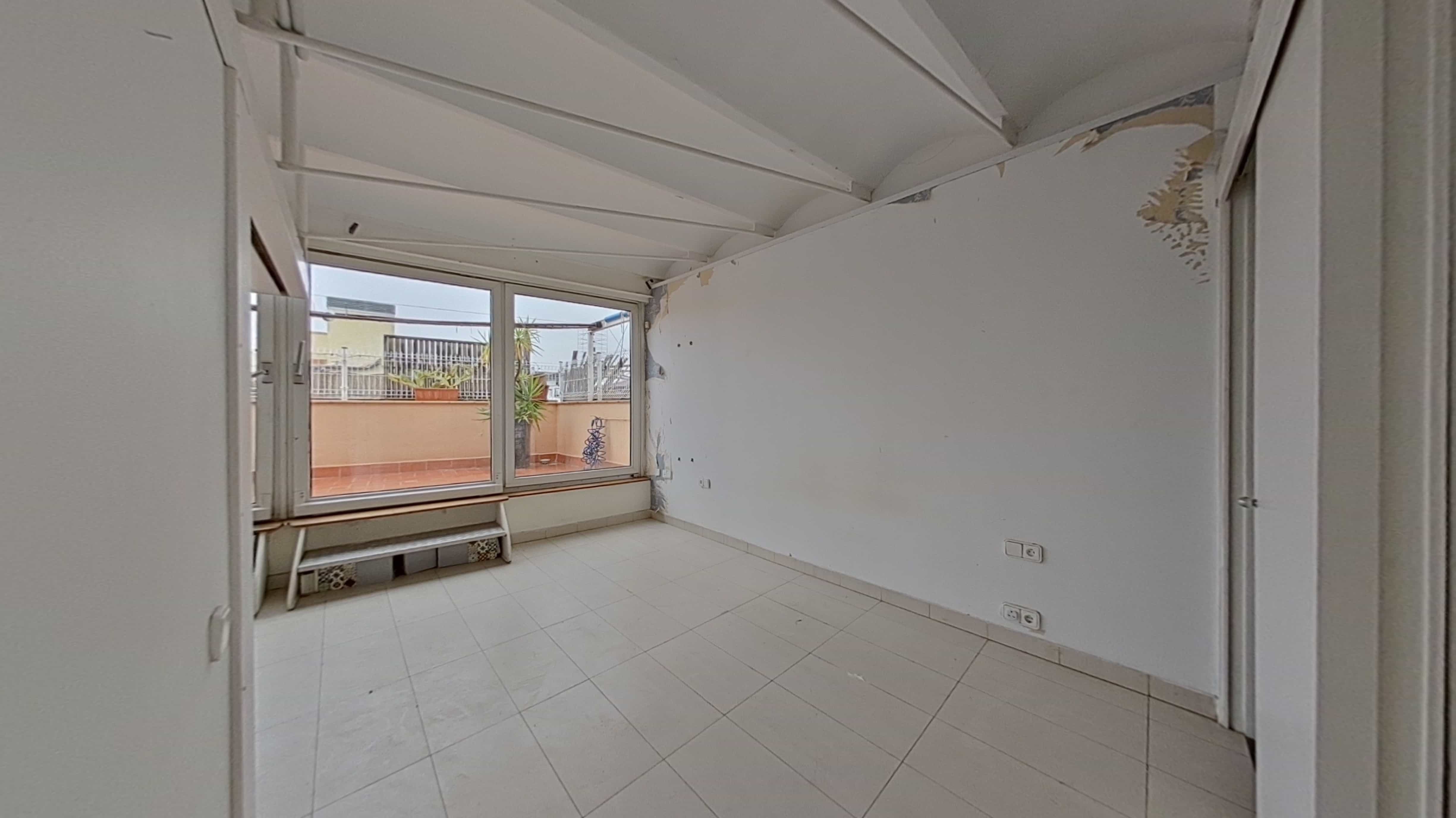 Piso en venta en calle De L' Aurora