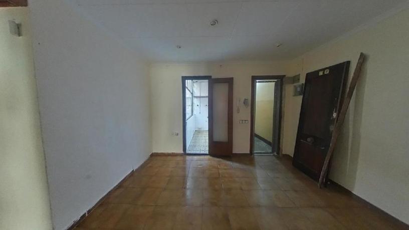 60m² Flat on street Mas Mari, Santa Coloma De Gramenet, Barcelona