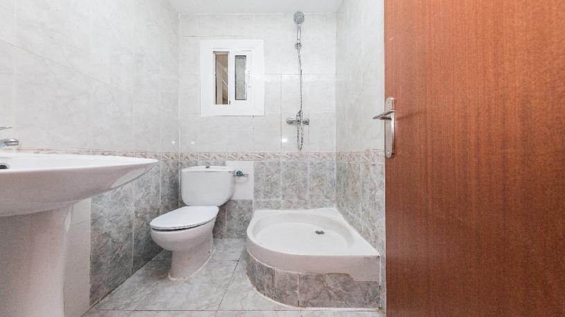 Piso en venta en calle Islas Canarias