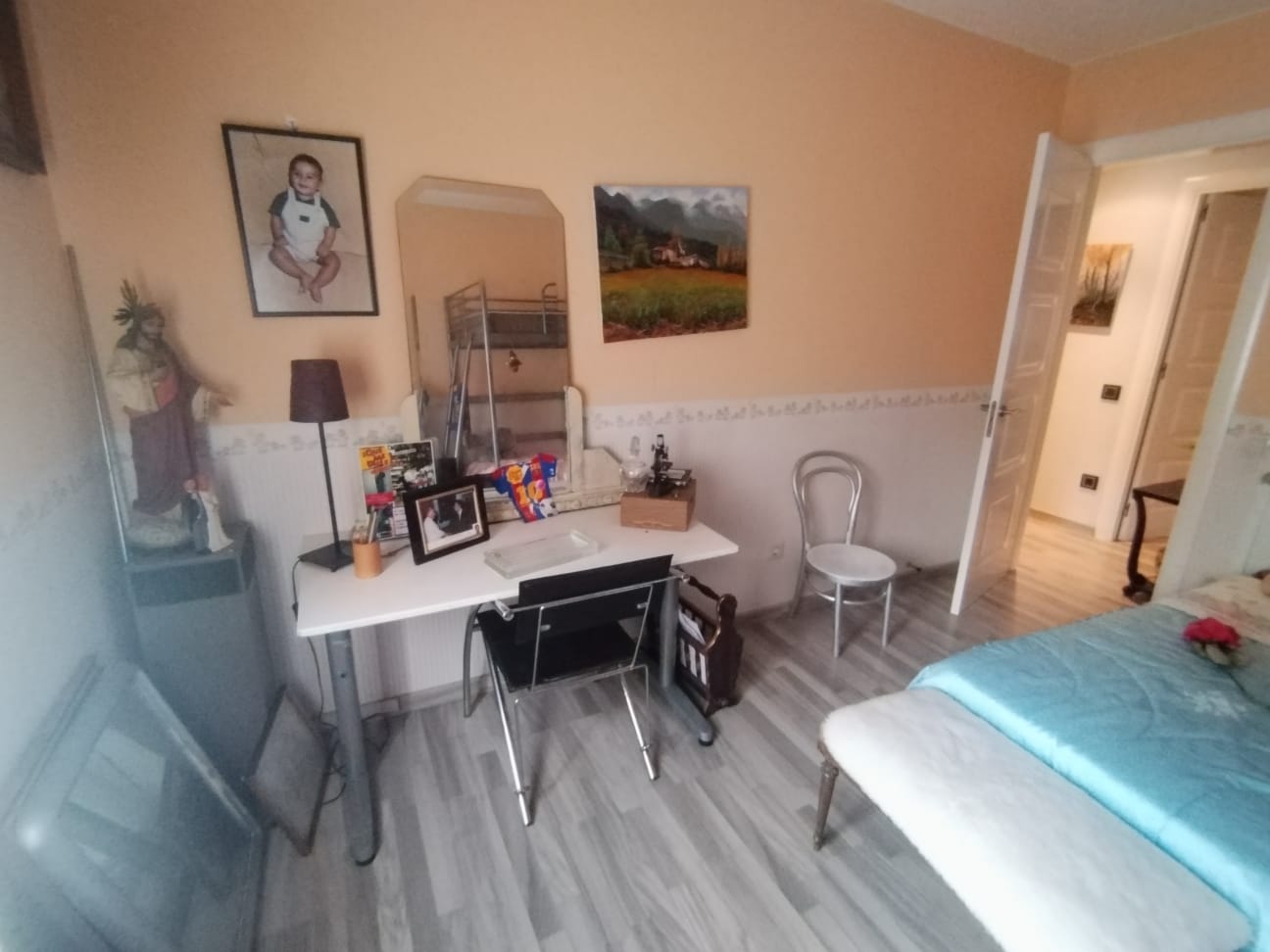 Chalet adosado en venta en calle Rusiñol