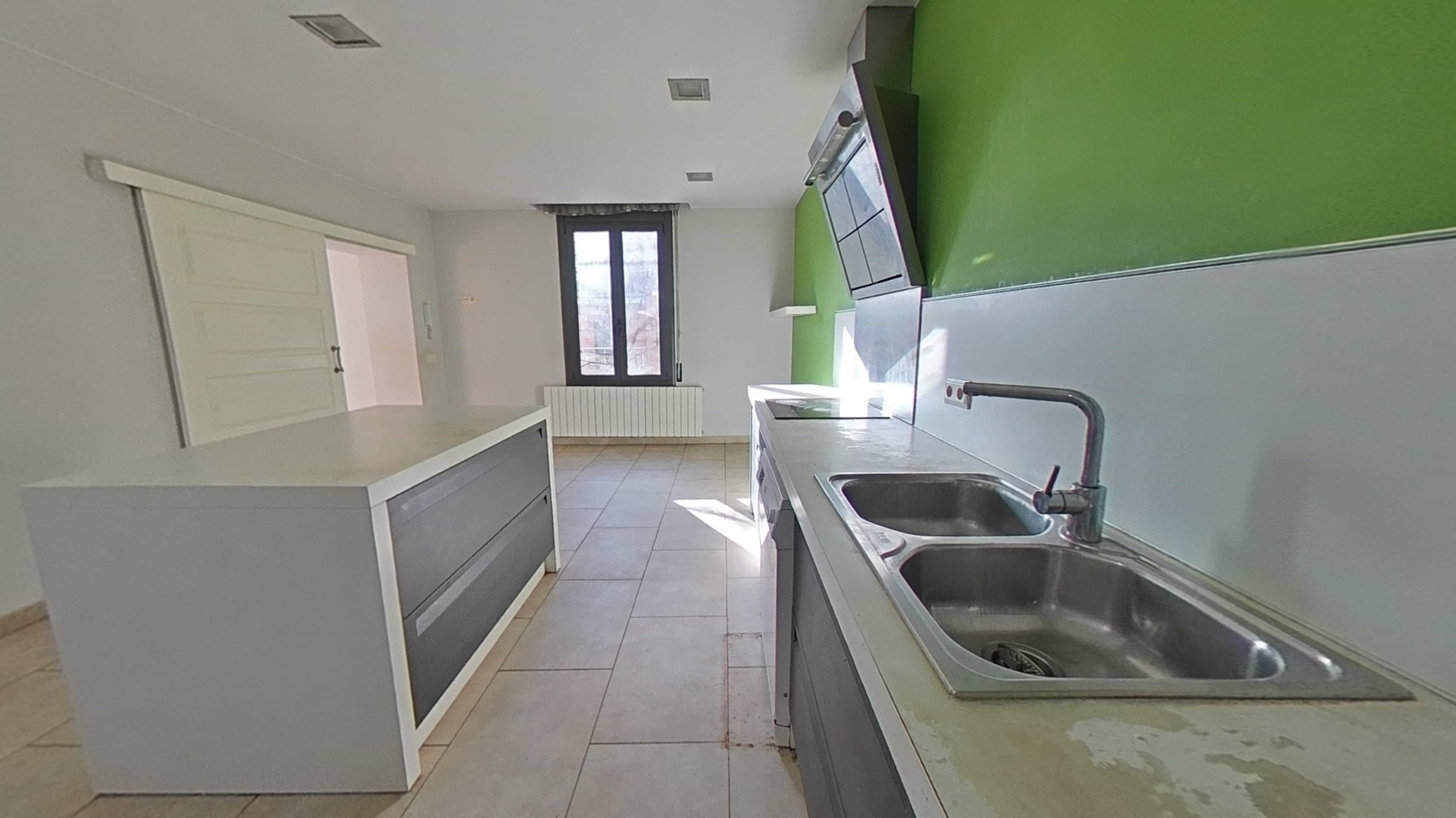 Chalet adosado en venta en calle Rusiñol