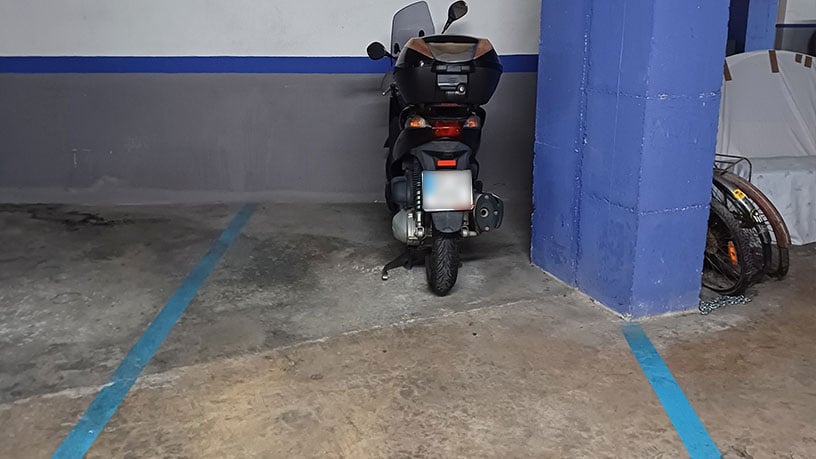 Garaje en venta en plaza Moixiganga
