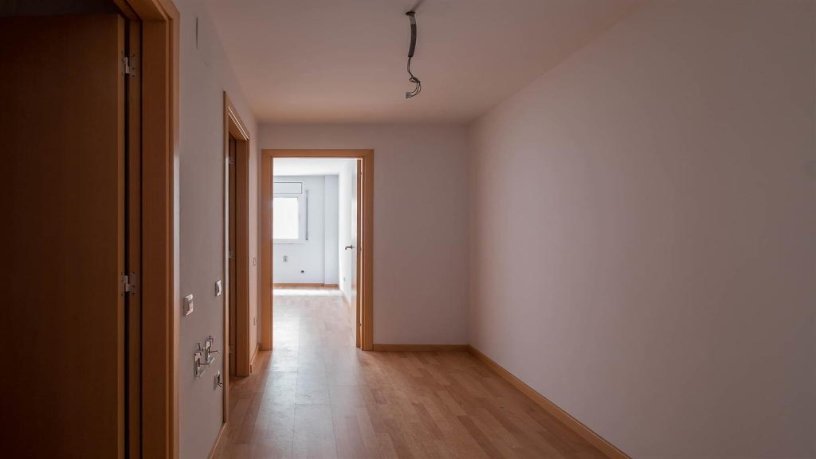 Garaje en venta en calle Vinyetes