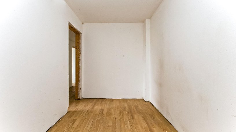 Chalet adosado en venta en calle Font Soleia