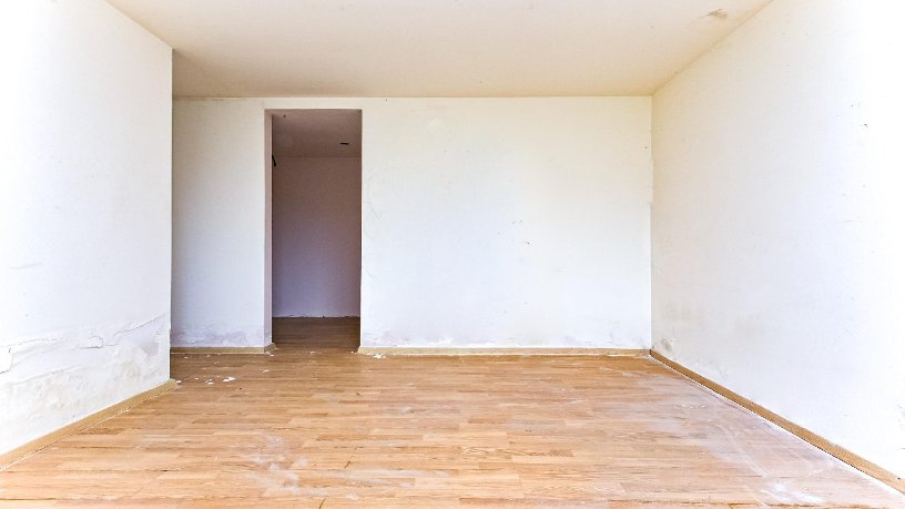 Chalet adosado en venta en calle Font Soleia