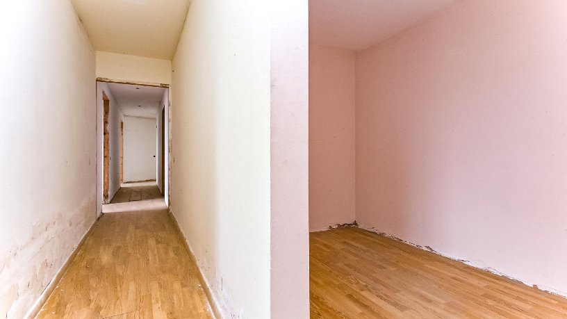 Chalet adosado en venta en calle Font Soleia