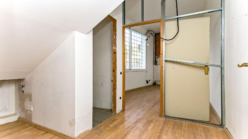 Chalet adosado en venta en calle Font Soleia