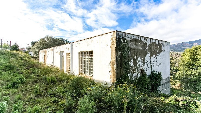 Chalet adosado en venta en calle Font Soleia